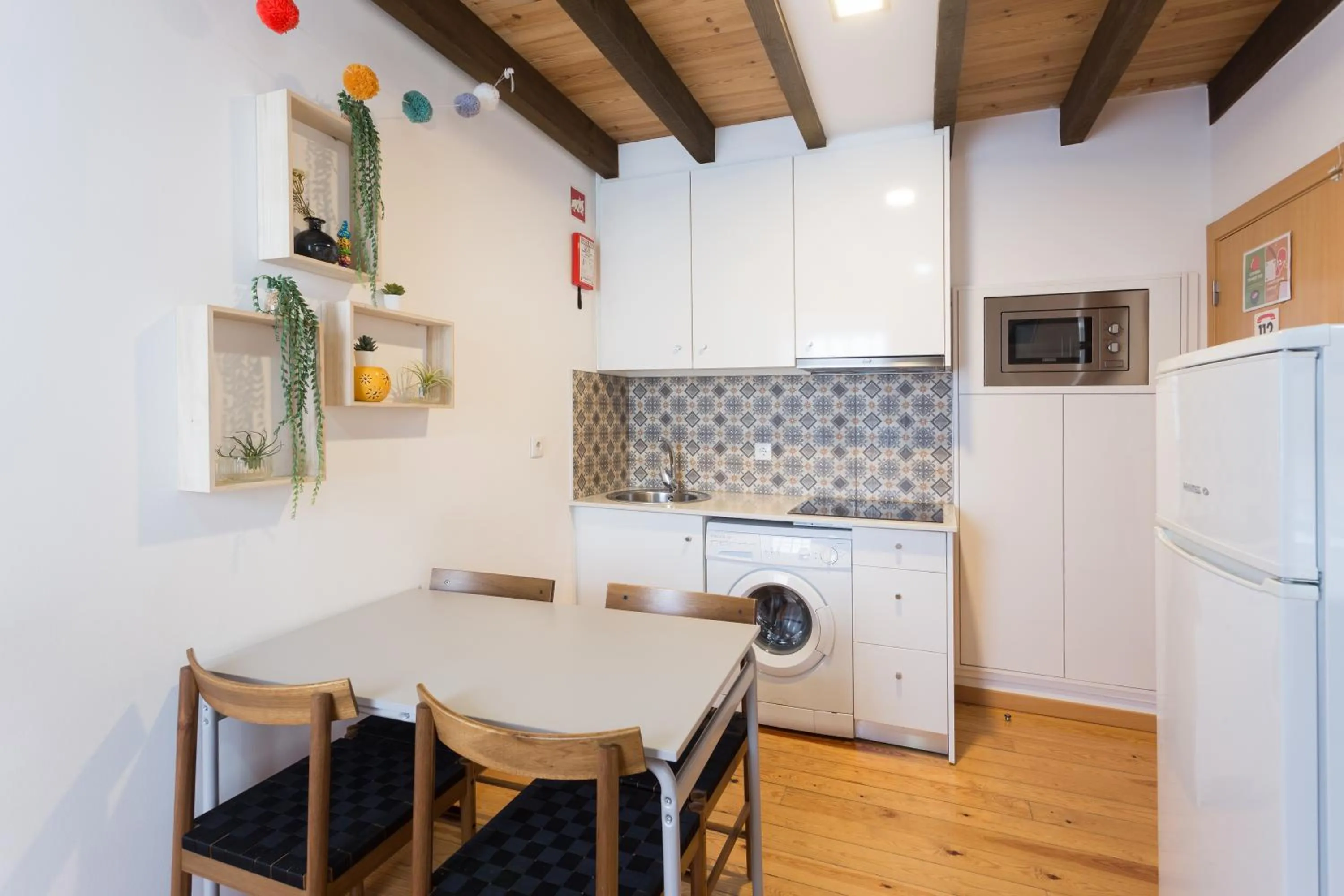 Kitchen or kitchenette in Casas da Comedia