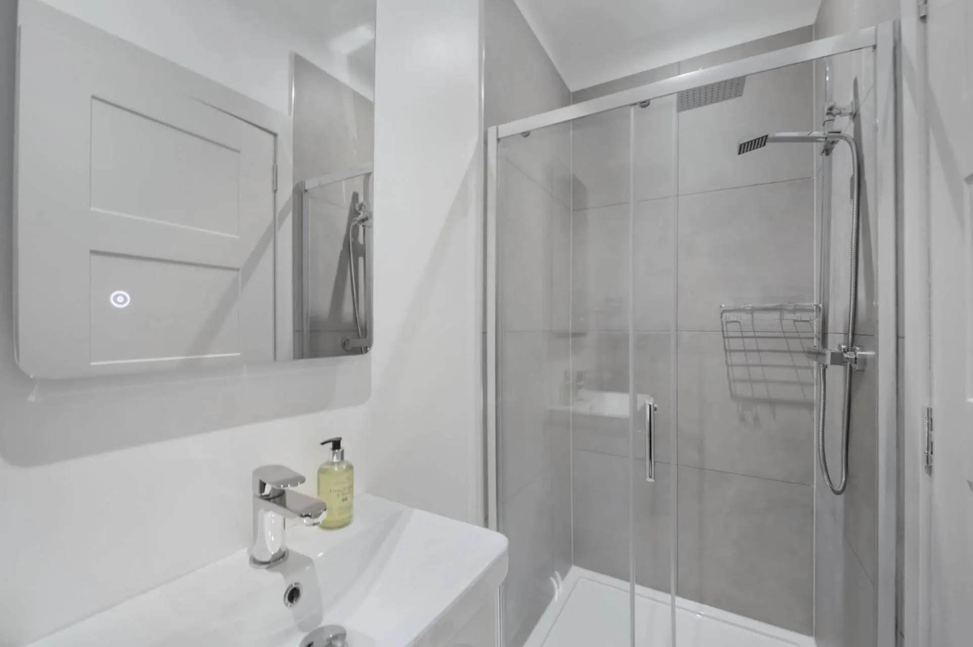 Shower in The Woodside Apartments