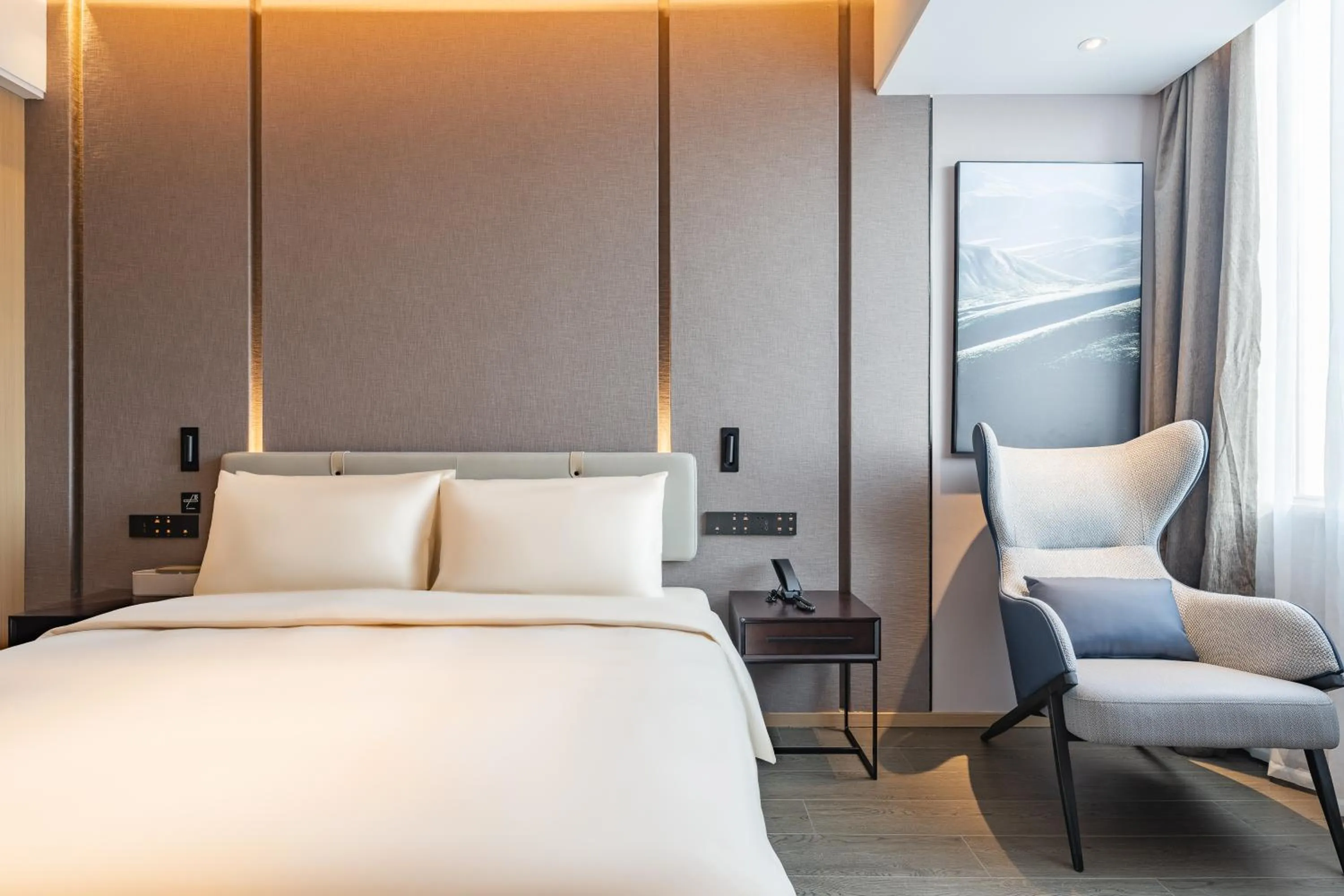 Bed in Shanghai Pudong Caolu Atour Hotel