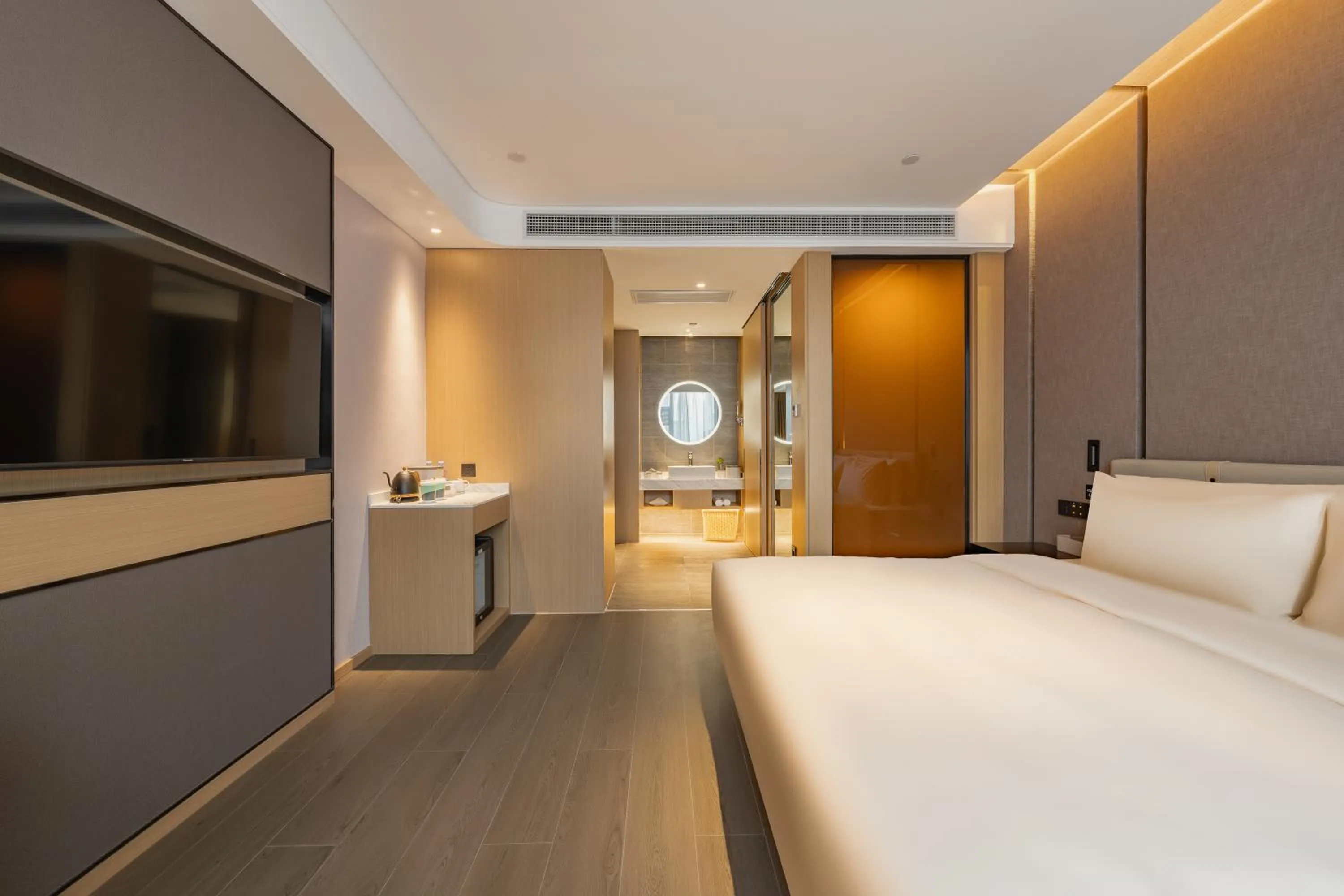 Bed in Shanghai Pudong Caolu Atour Hotel