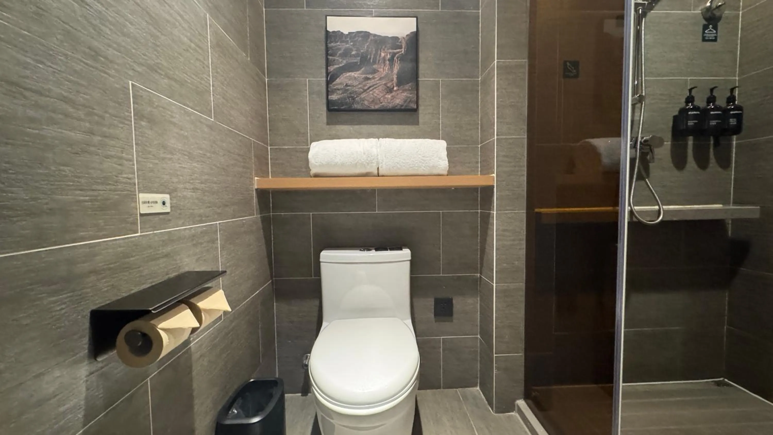 Bathroom in Shanghai Pudong Caolu Atour Hotel