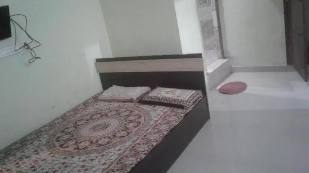 Family Room with Private Bathroom in St Xavier always Family Room with Private Bathroom in St Xavier always