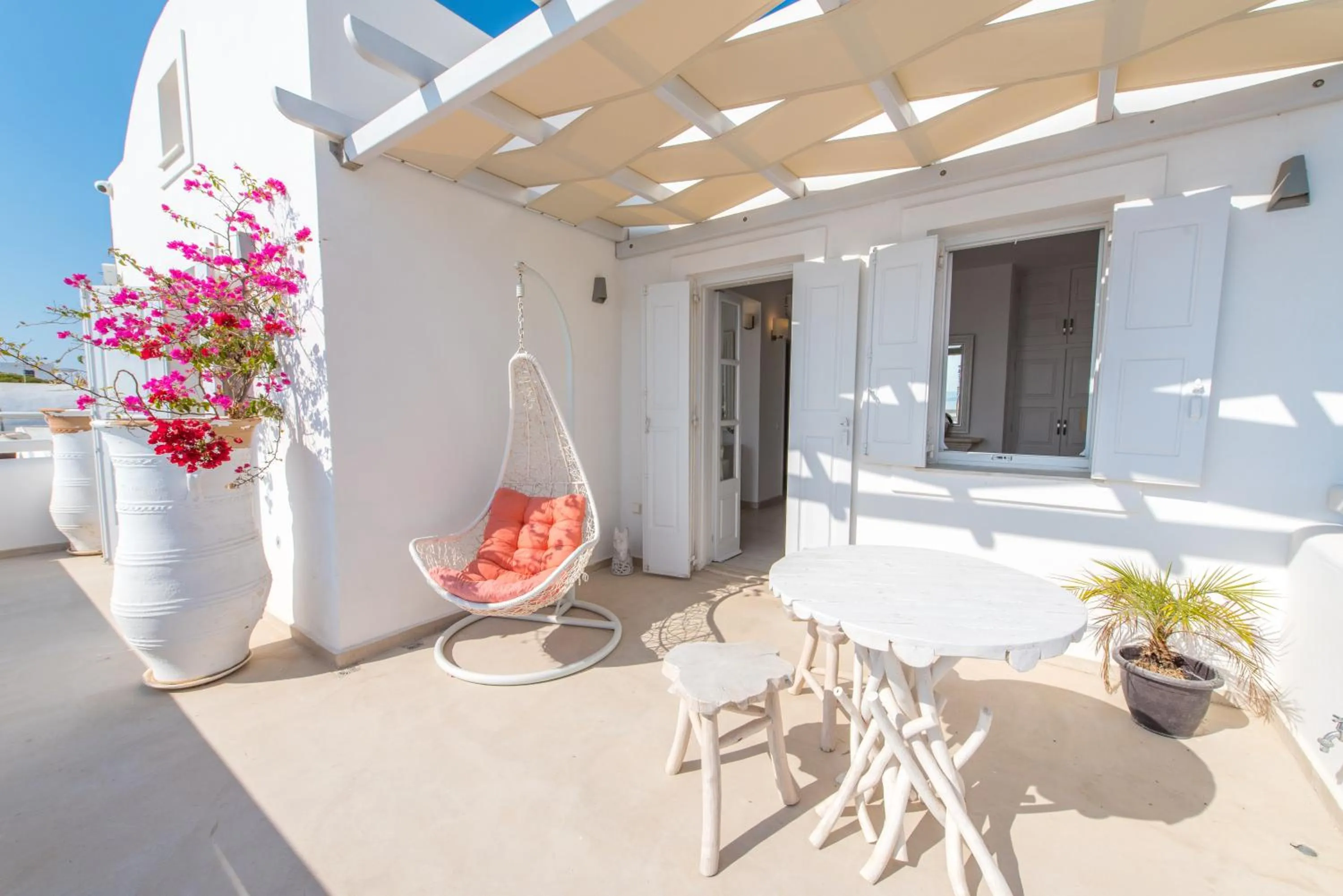 Balcony/Terrace in Santorini Secret Suites & Spa, Small Luxury Hotels of the World