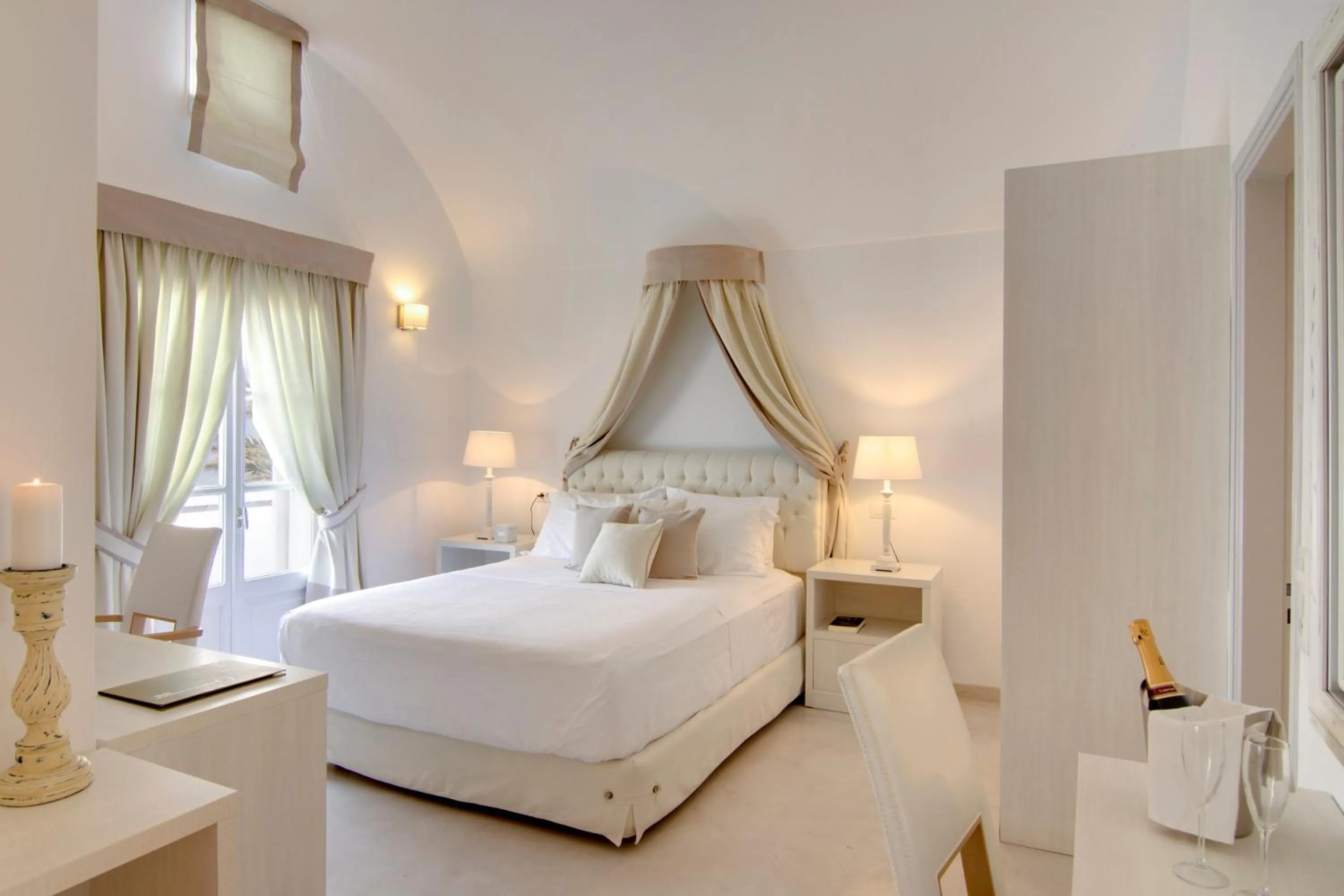 Bedroom, Bed in Santorini Secret Suites & Spa, Small Luxury Hotels of the World
