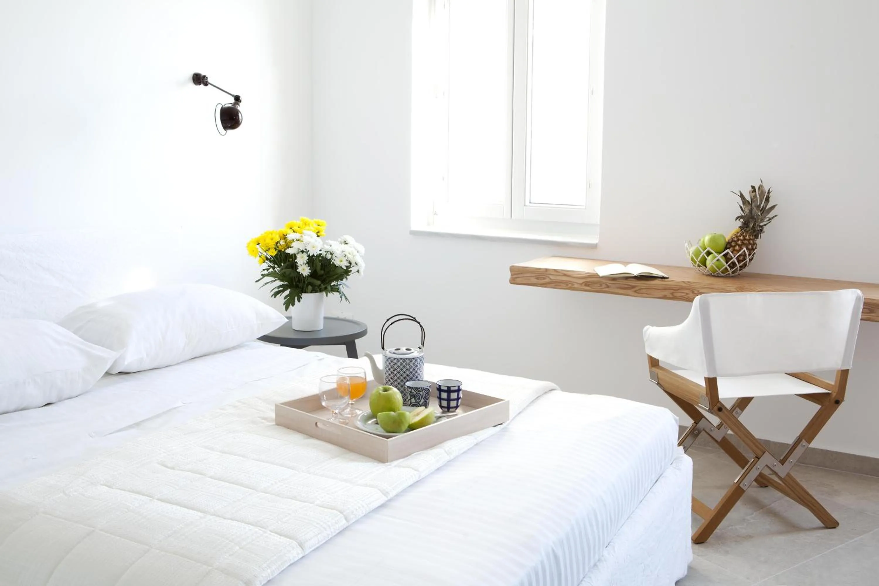 Bed in Santorini Secret Suites & Spa, Small Luxury Hotels of the World