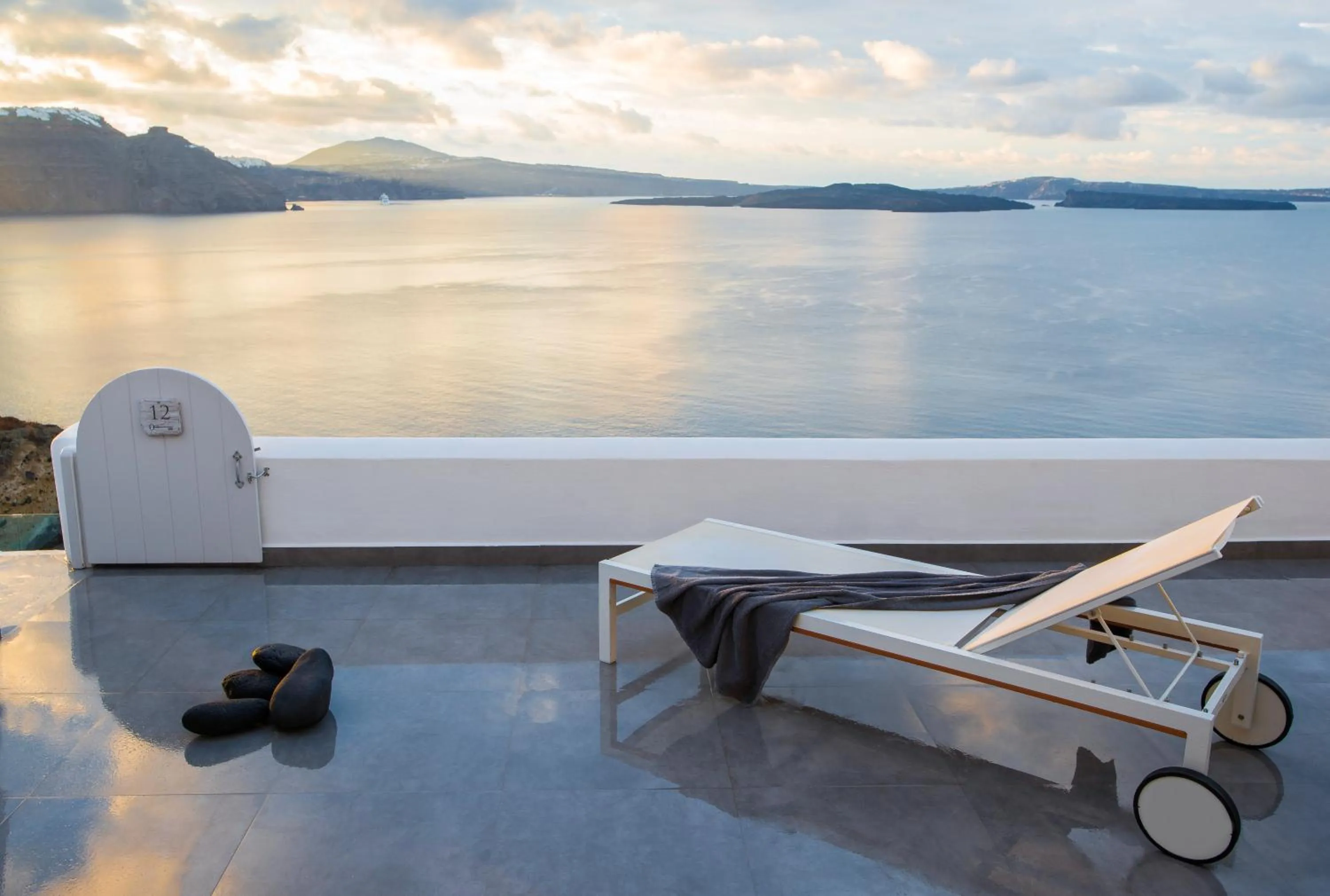 Day in Santorini Secret Suites & Spa, Small Luxury Hotels of the World