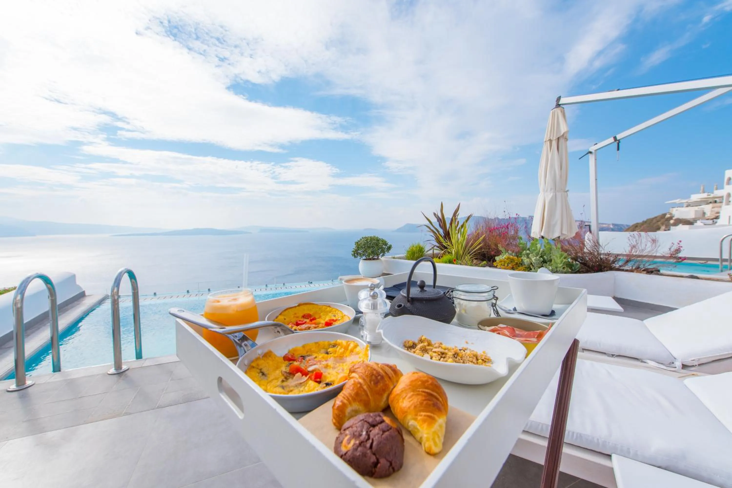 Breakfast in Santorini Secret Suites & Spa, Small Luxury Hotels of the World