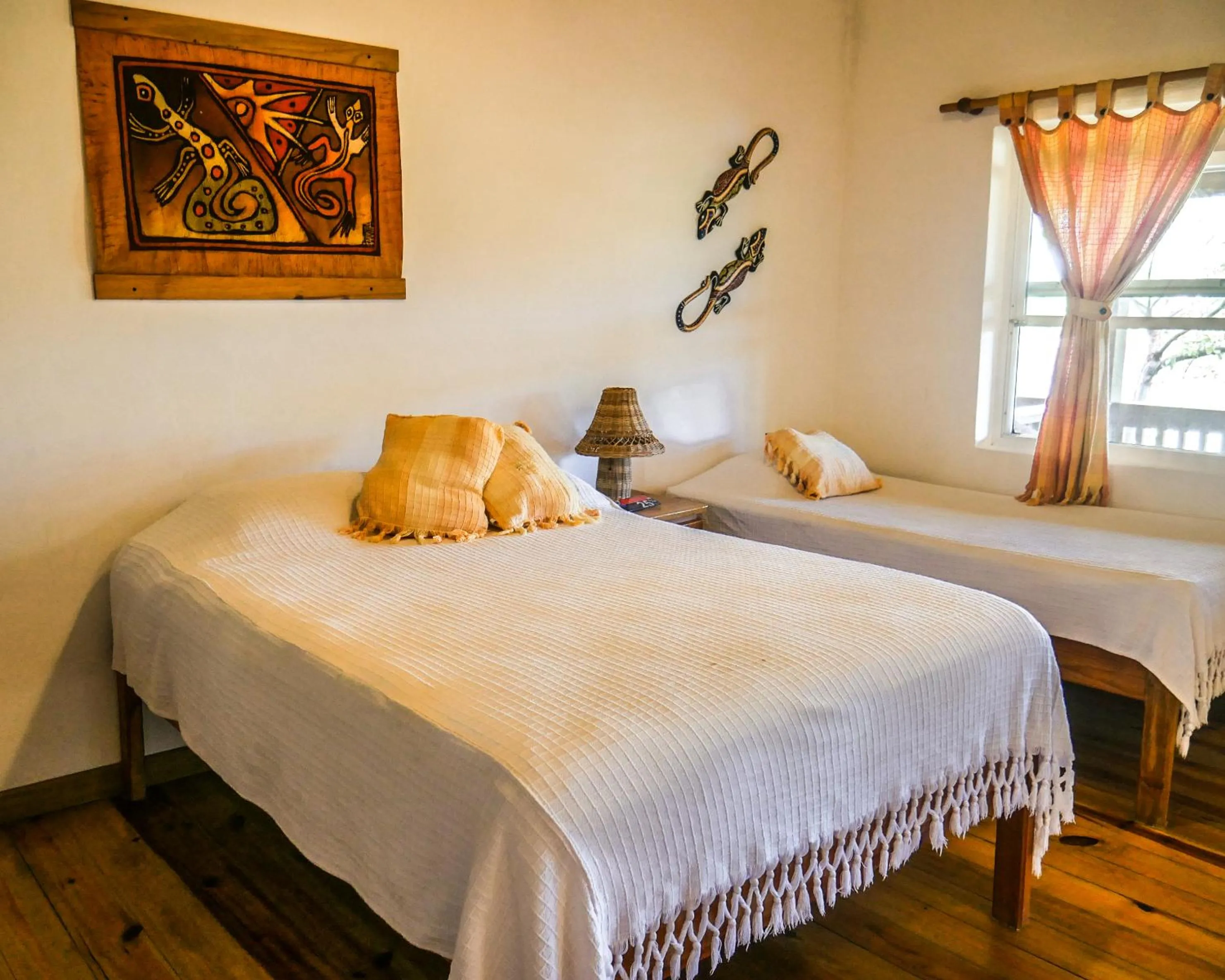 Photo of the whole room, Bed in Hotel Posada Las Orquídeas,West End