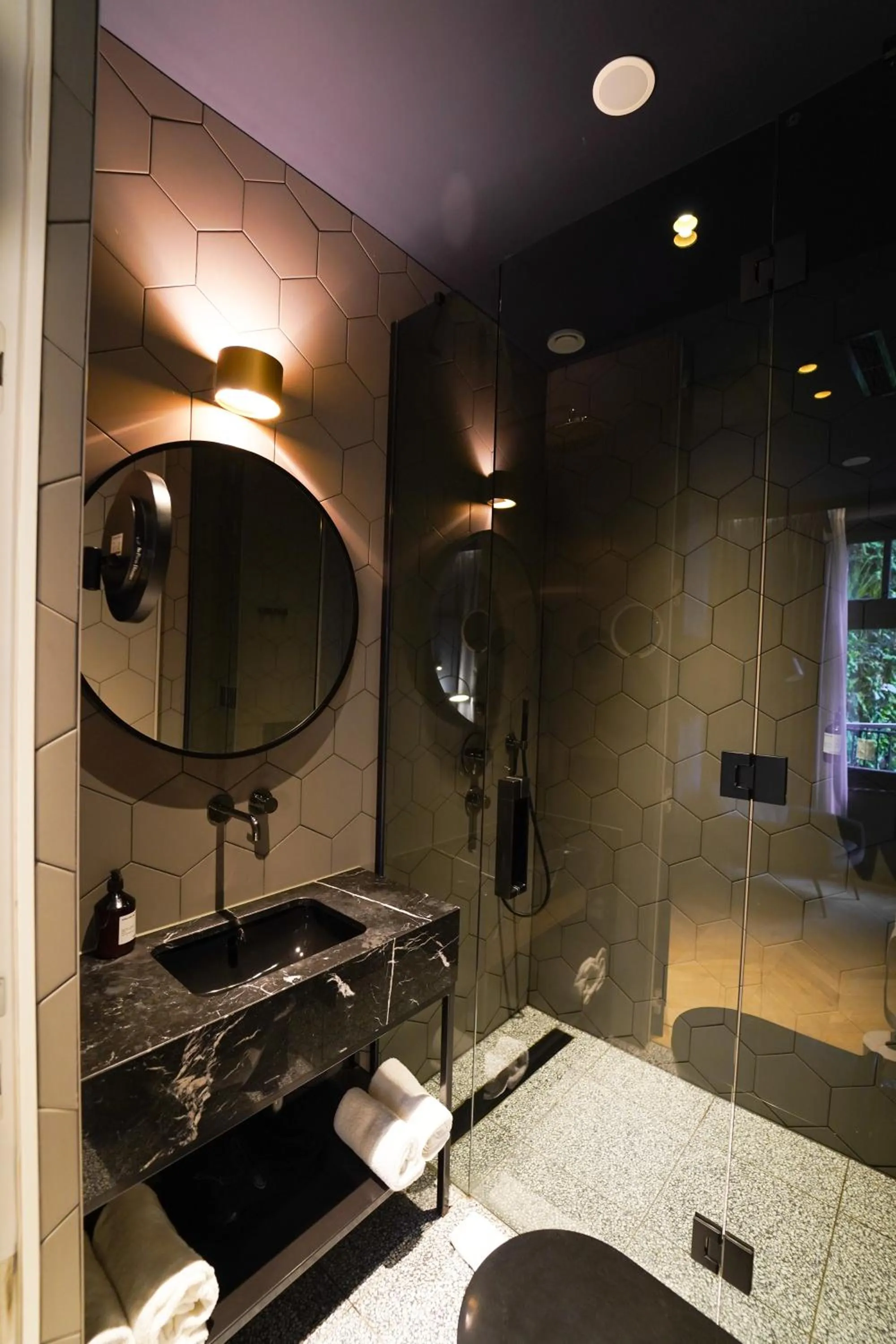 Bathroom in The Highlander Amsterdam