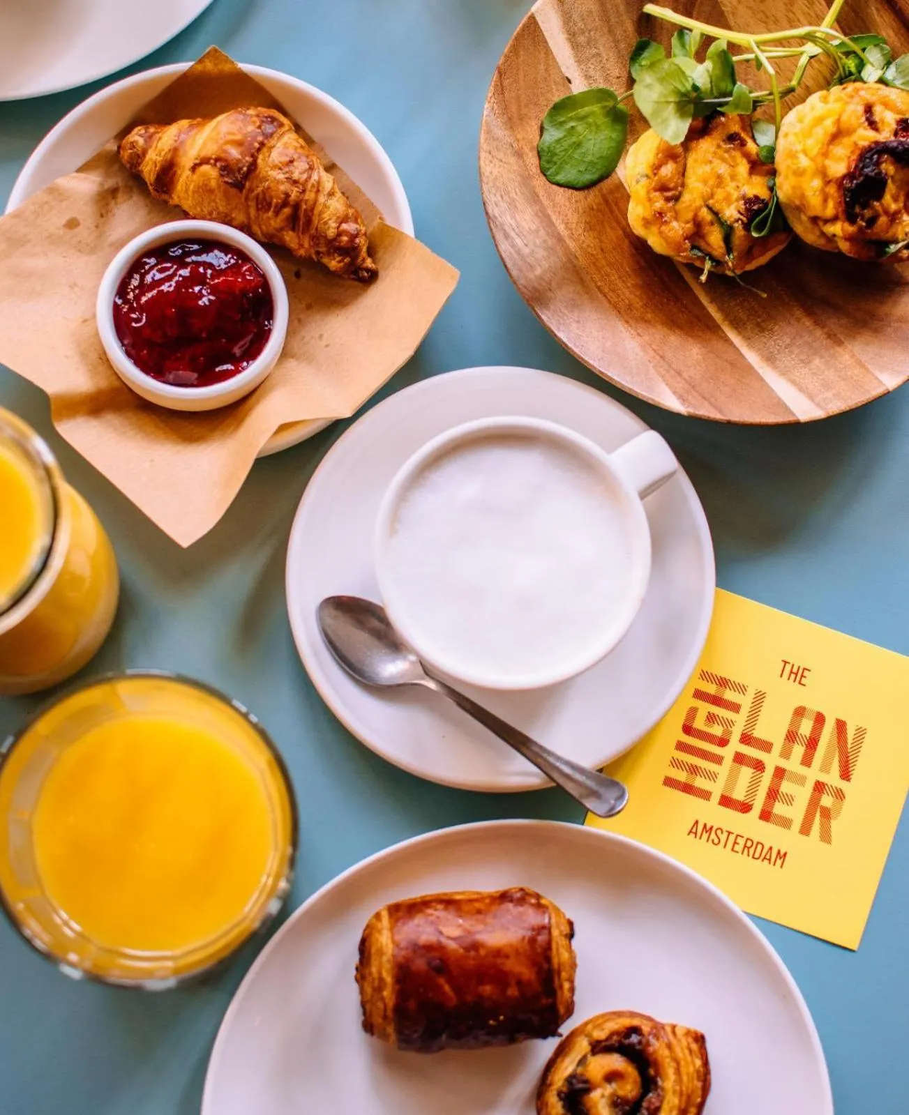 Food and drinks in The Highlander Amsterdam