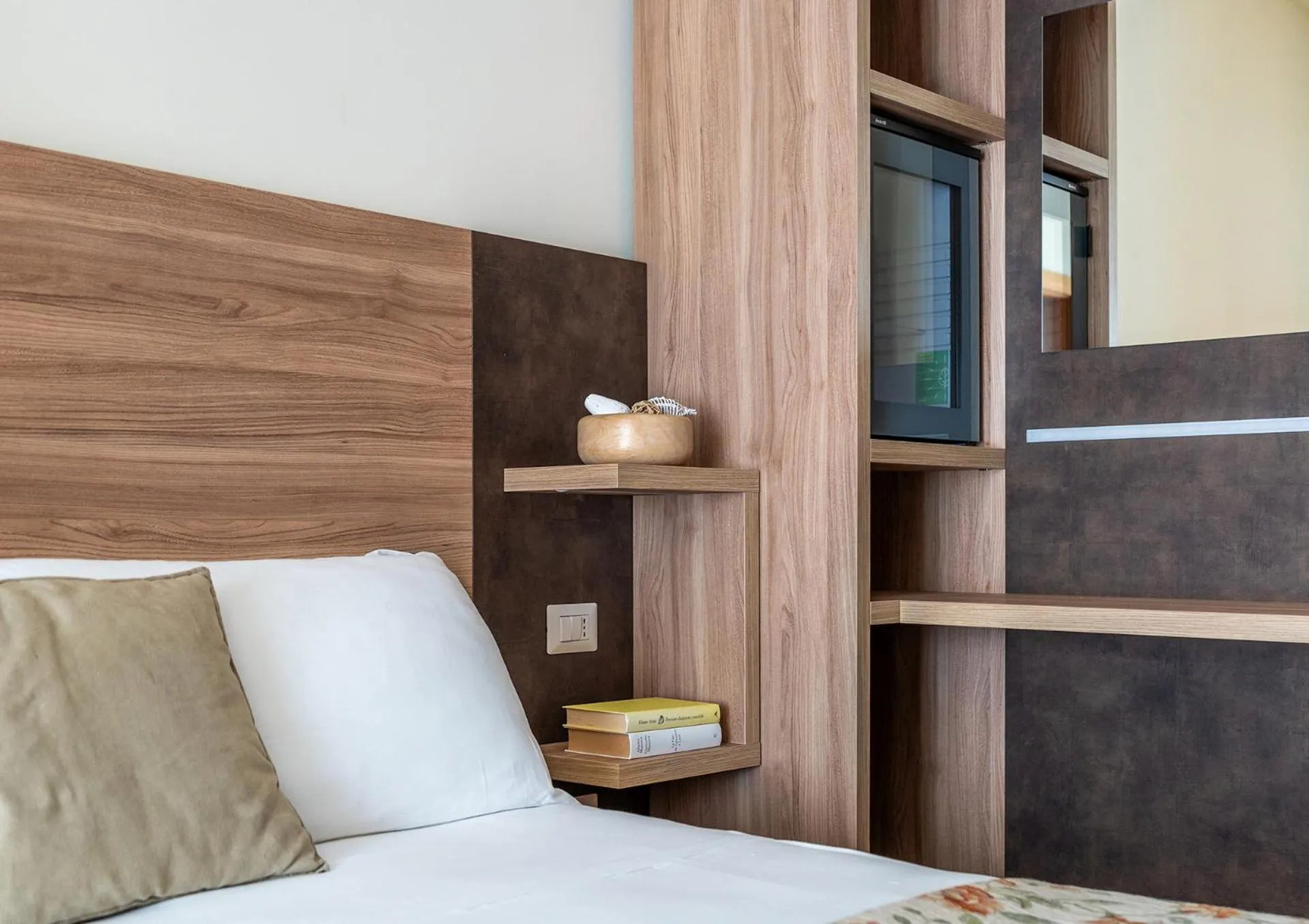 Bedroom, Bed in Hotel Rondinella e Viola