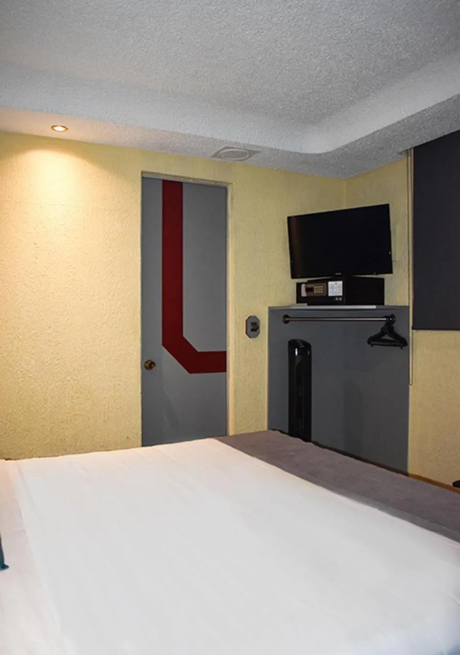 Bed in Frida Costa Azul