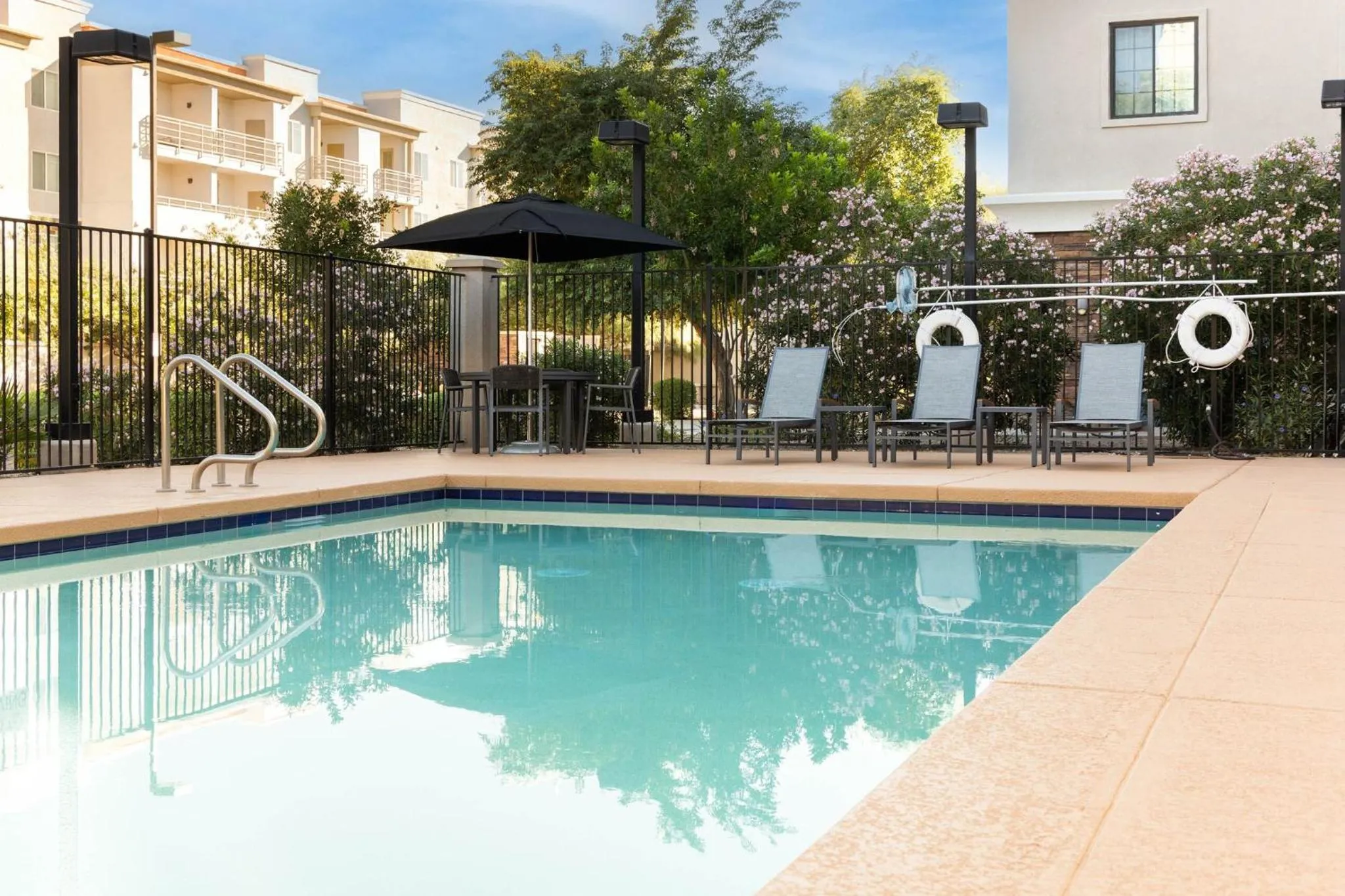 Swimming pool in Staybridge Suites Chandler by IHG