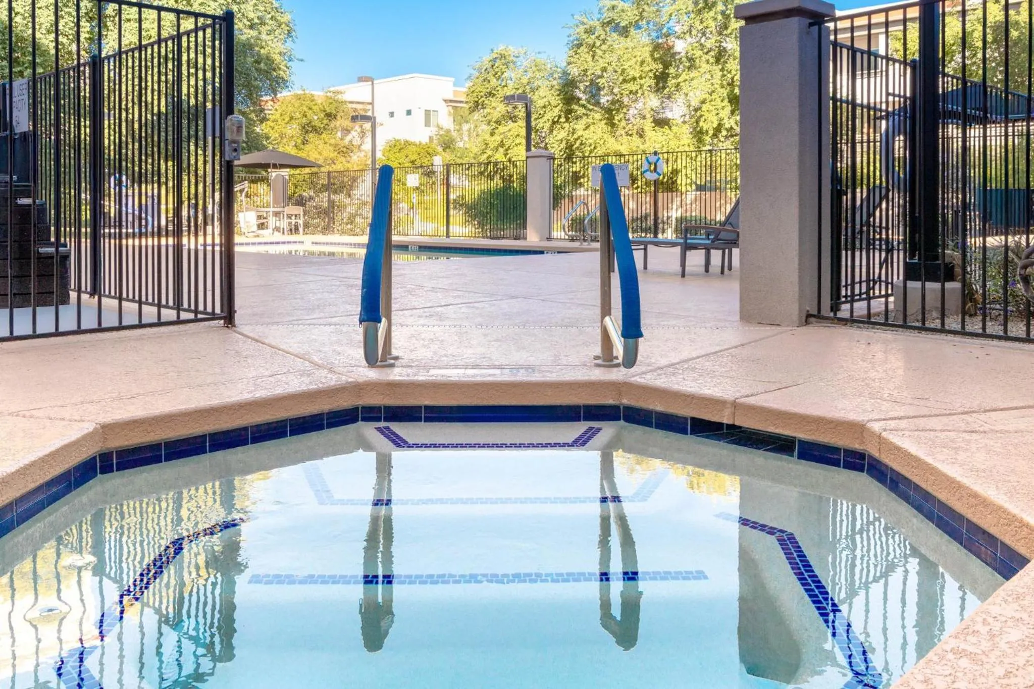 Swimming pool in Staybridge Suites Chandler by IHG