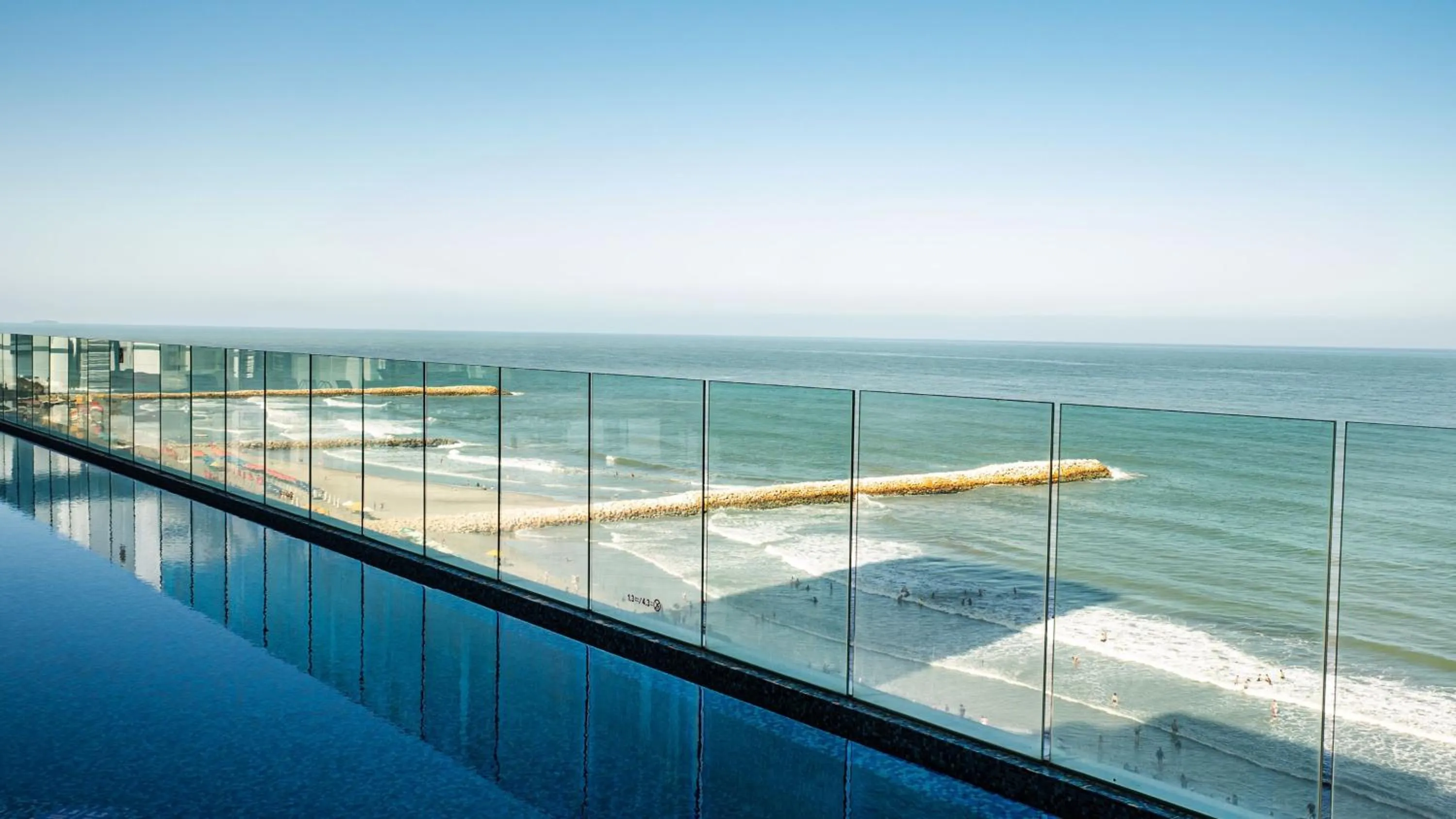 Swimming pool in Hotel InterContinental Cartagena by IHG