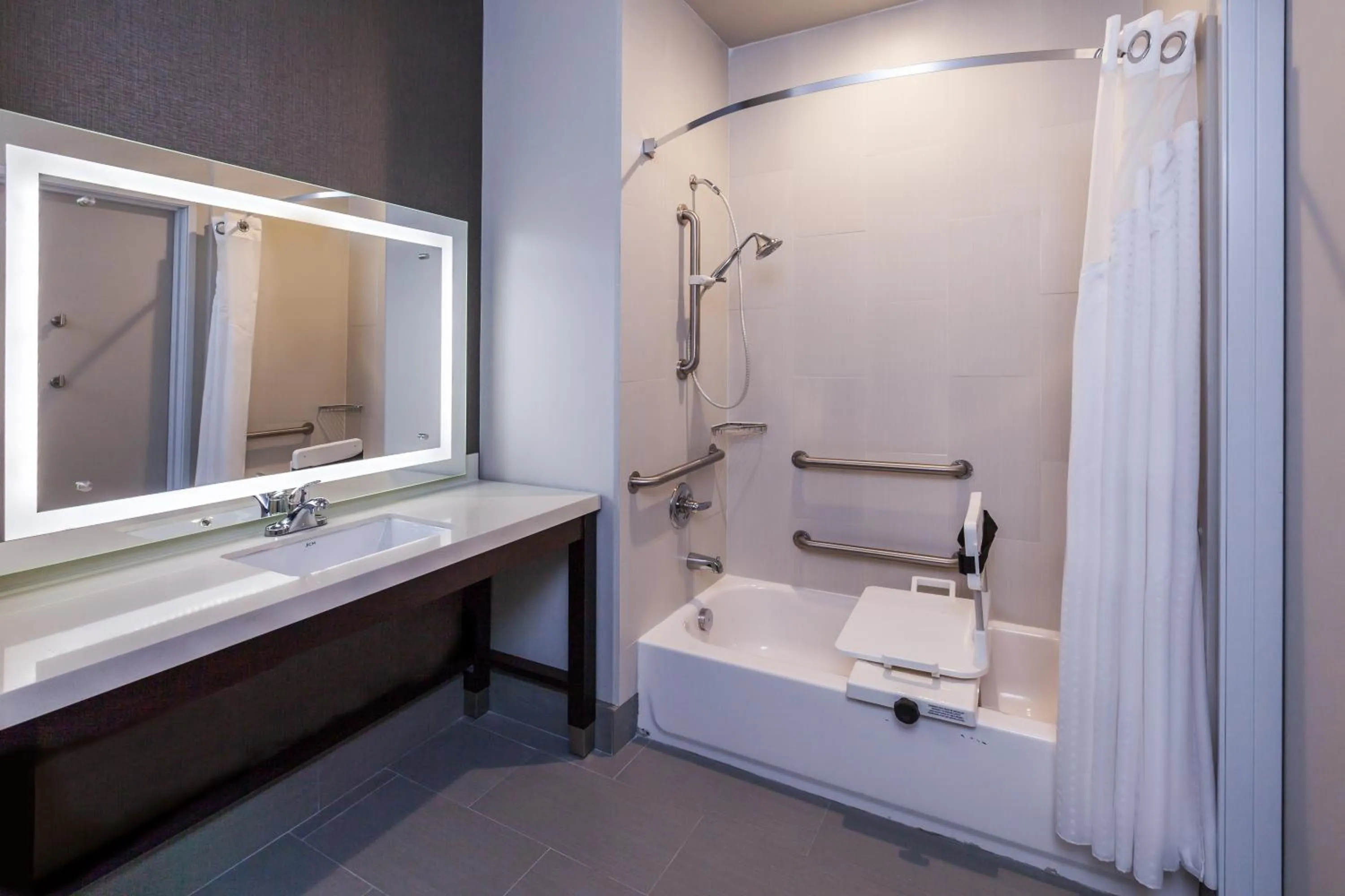 Bathroom in Holiday Inn Express and Suites Killeen-Fort Hood Area by IHG