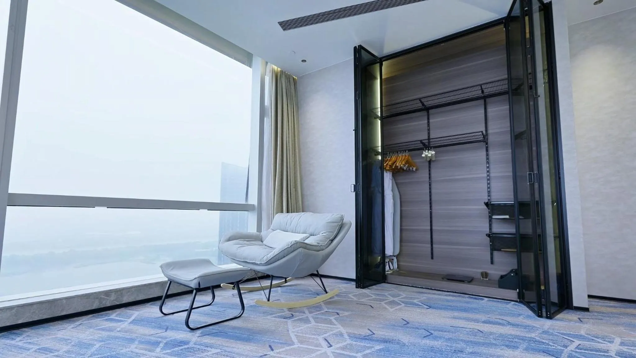 Photo of the whole room in Crowne Plaza Zhangzhou by IHG