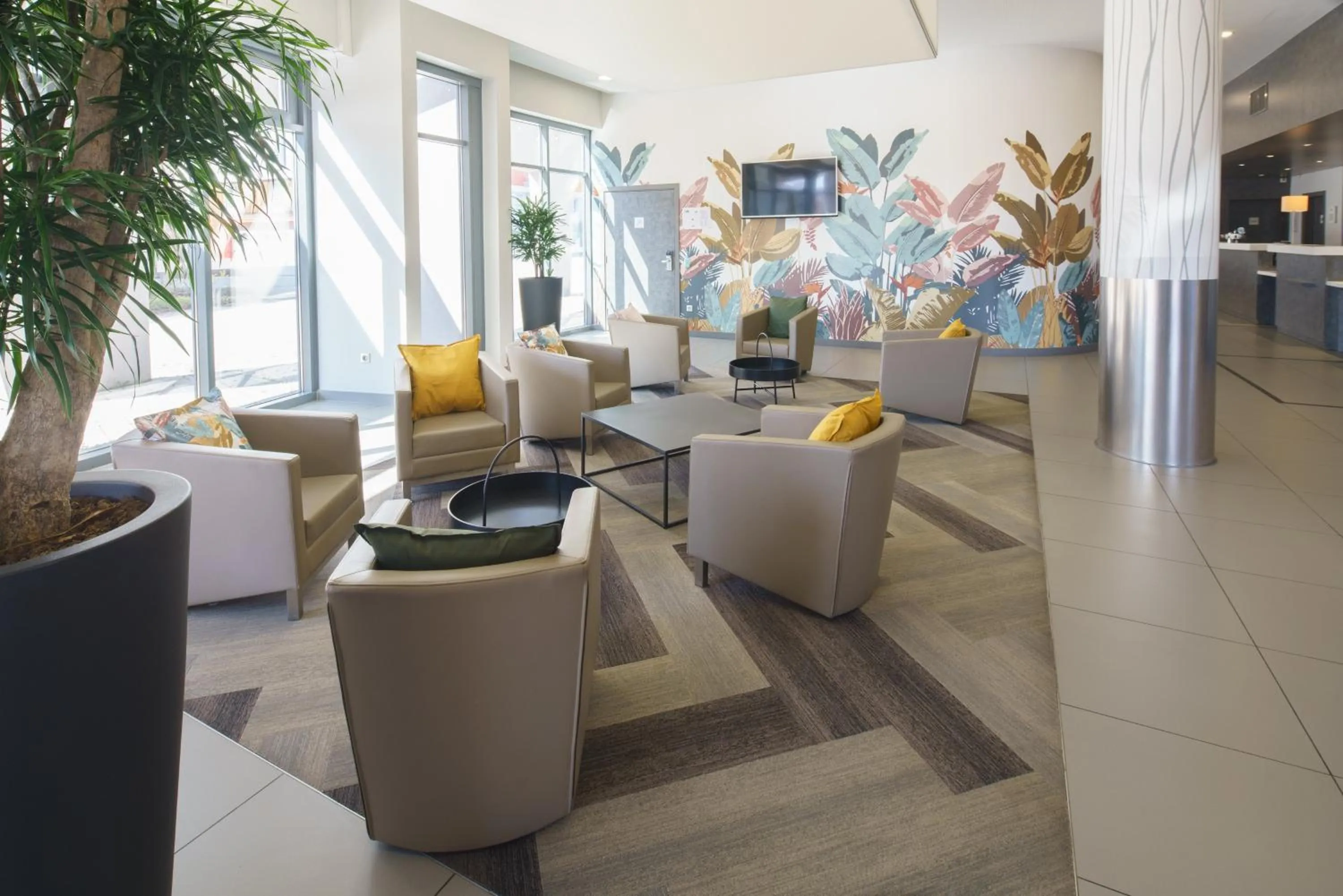 Lobby or reception in Holiday Inn Express Strasbourg Centre by IHG