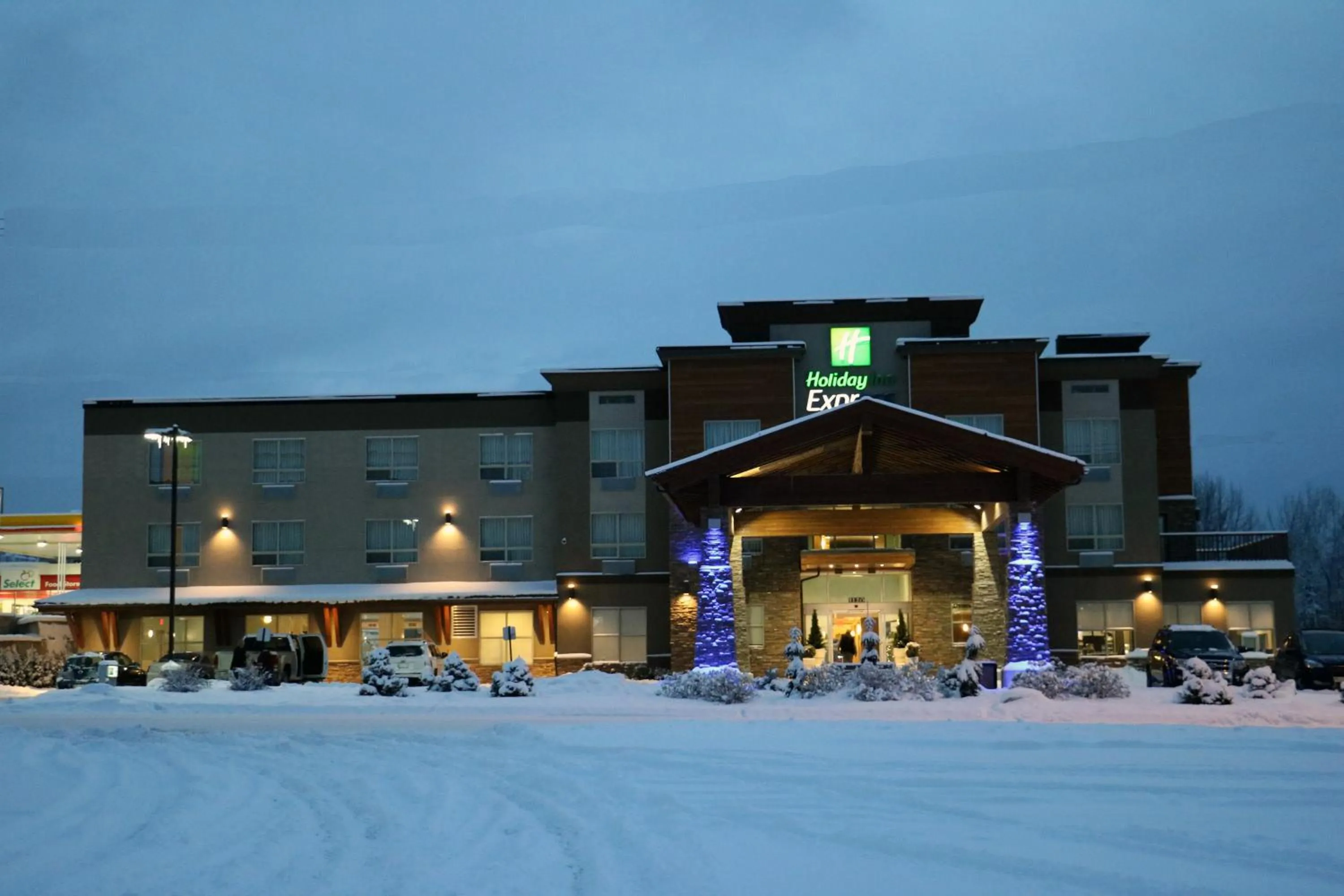 Property building in Holiday Inn Express Golden-Kicking Horse by IHG