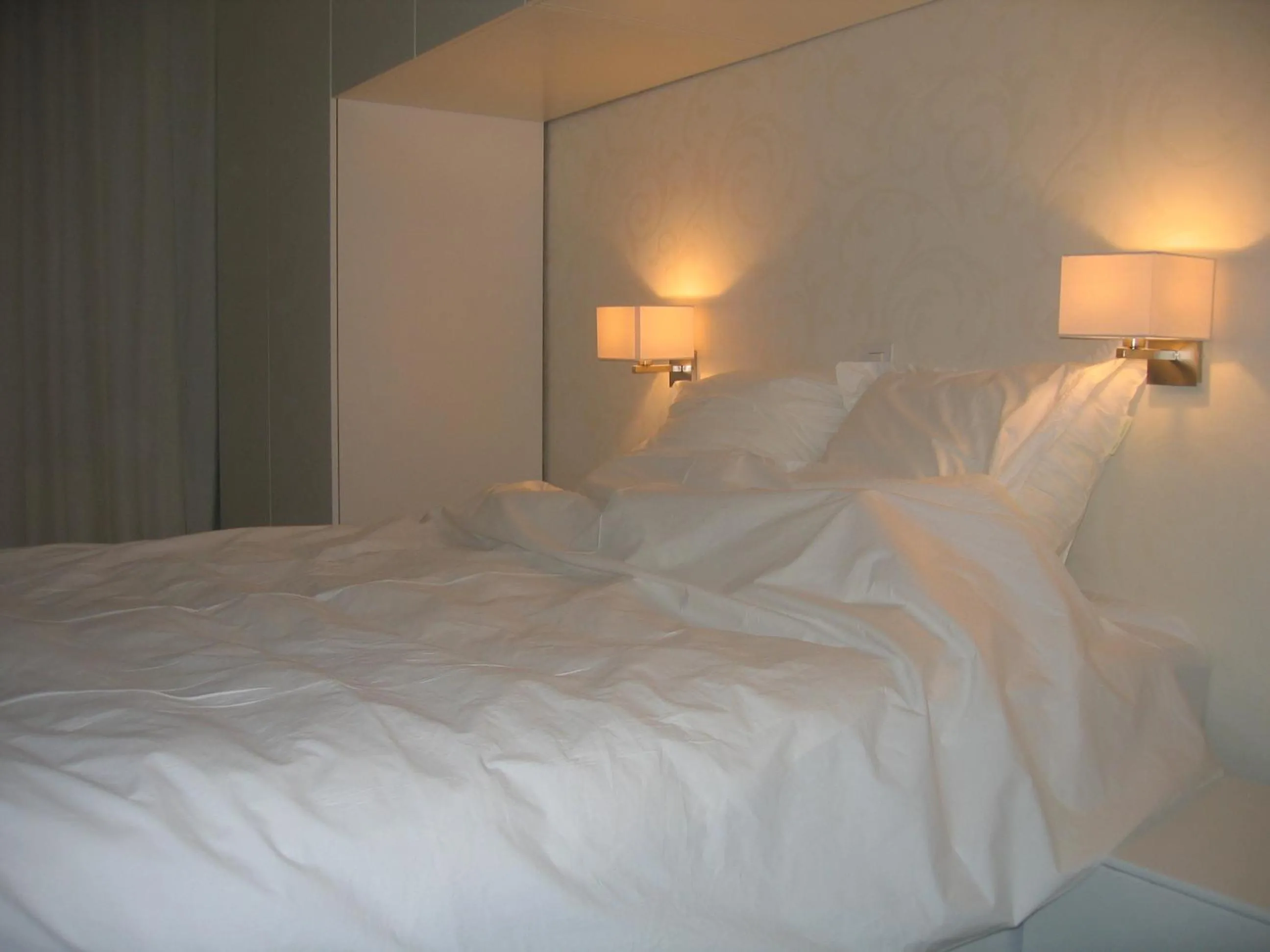 Bedroom, Bed in Koksijde l'Abbaye