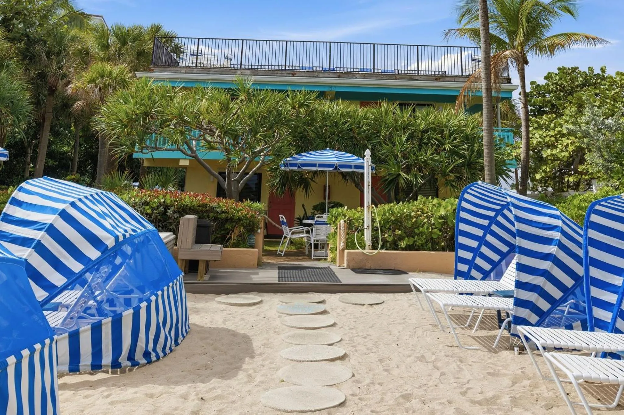 Day in Sand Dune Shores