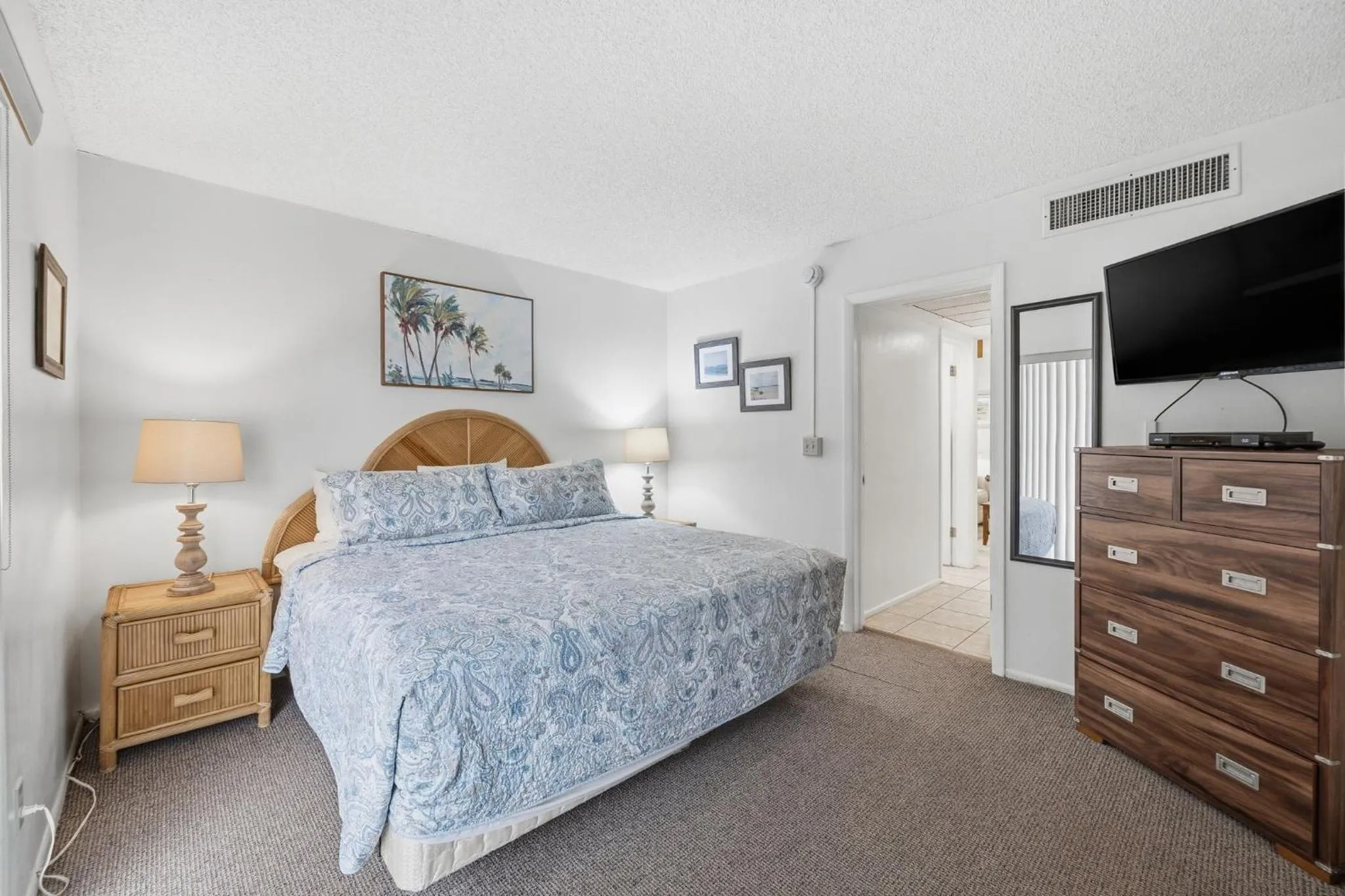 Bed in Sand Dune Shores