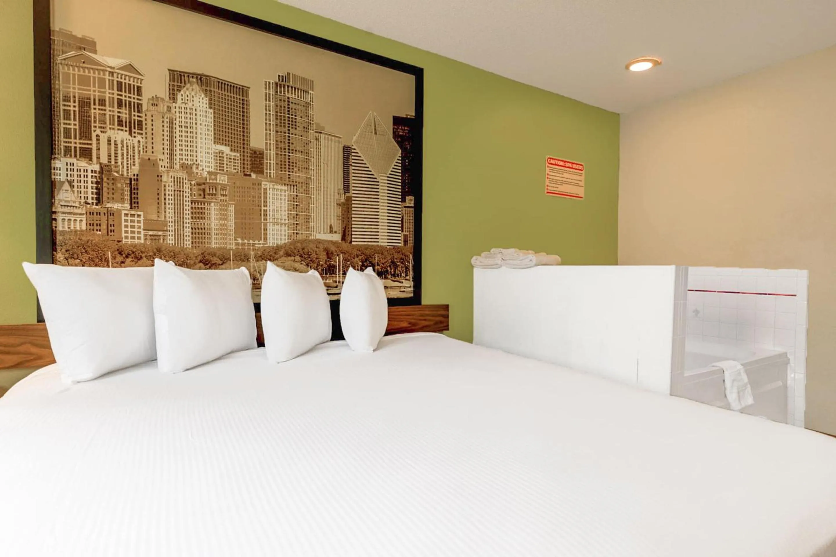 Bedroom, Bed in Super Sleep Inn