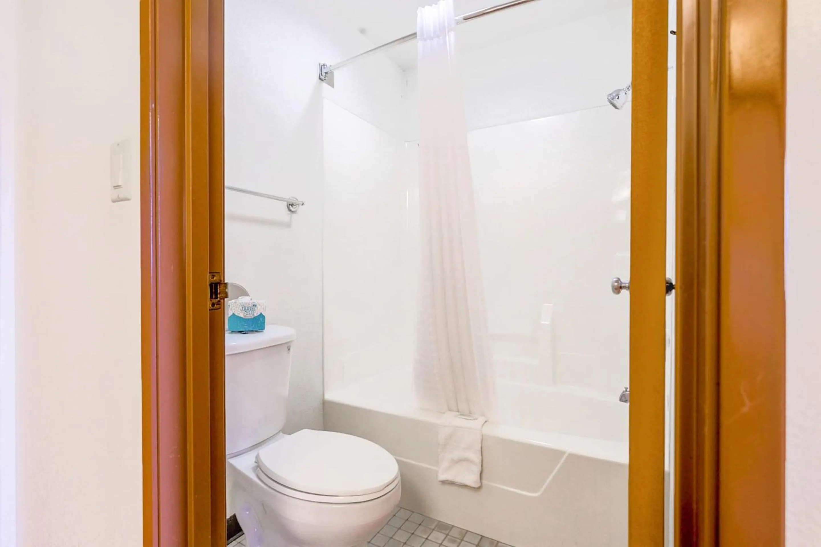 Bathroom in Super Sleep Inn