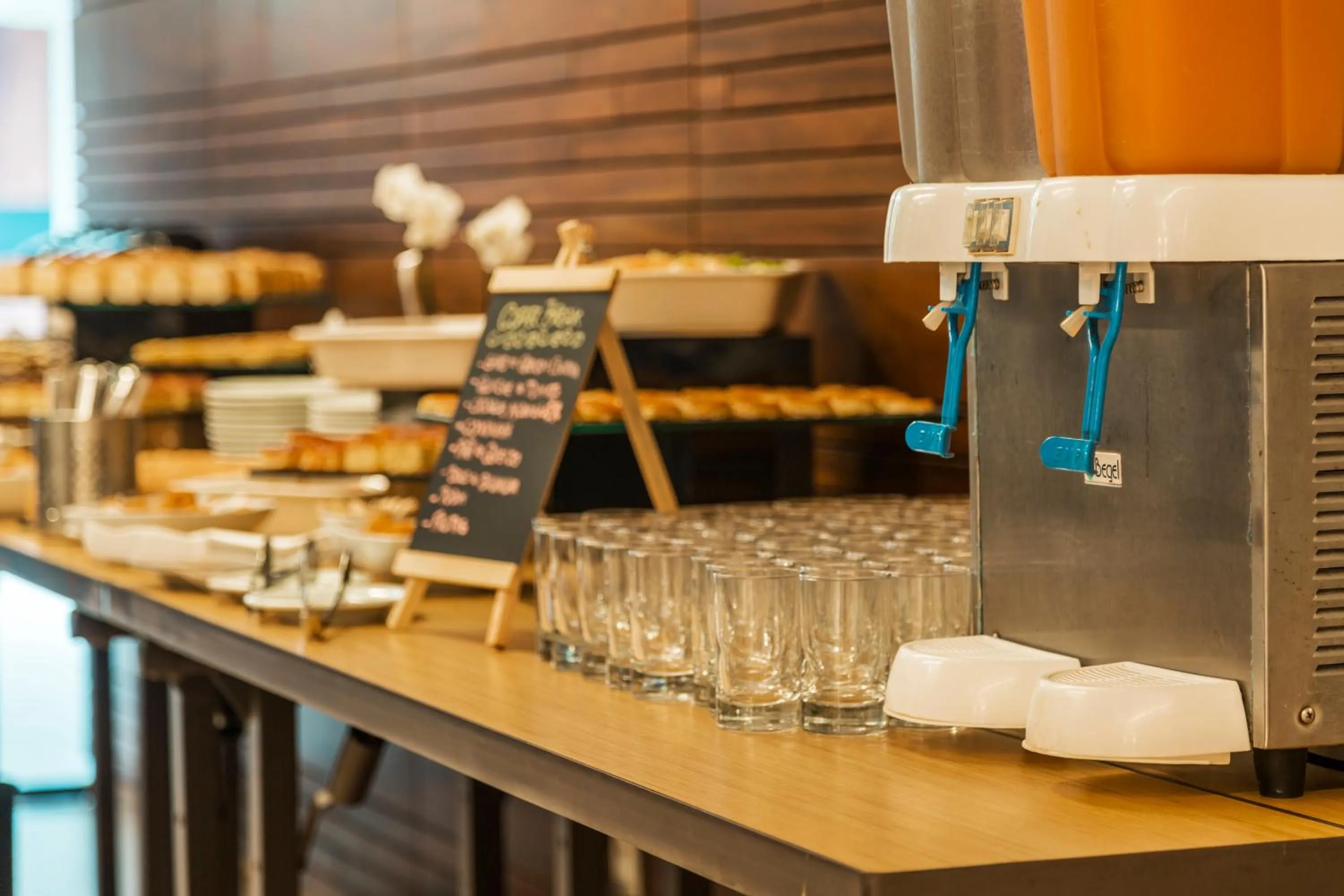 Restaurant/places to eat in Bugan Recife Boa Viagem Hotel - by Atlantica