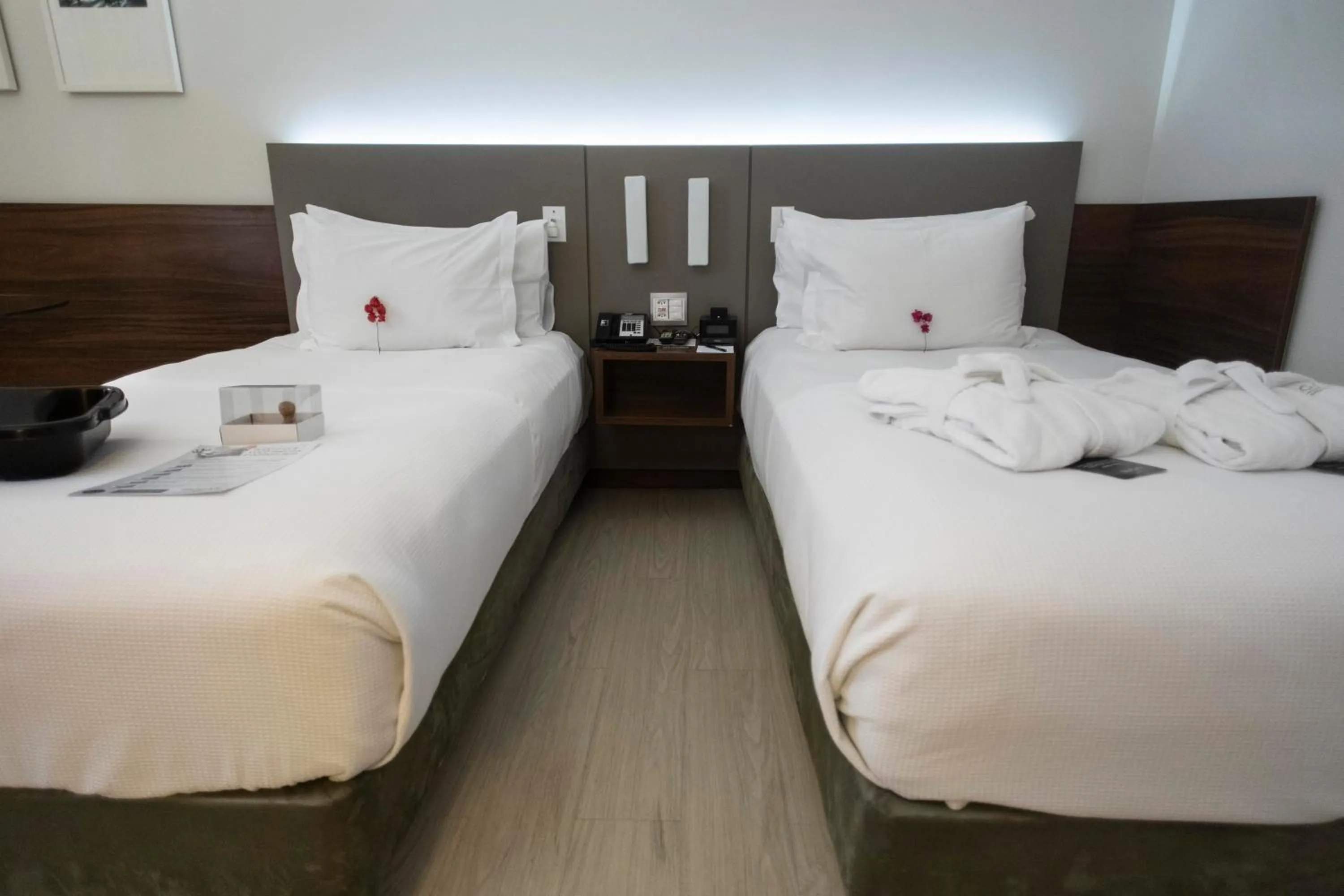 Bedroom, Bed in Bugan Recife Boa Viagem Hotel - by Atlantica