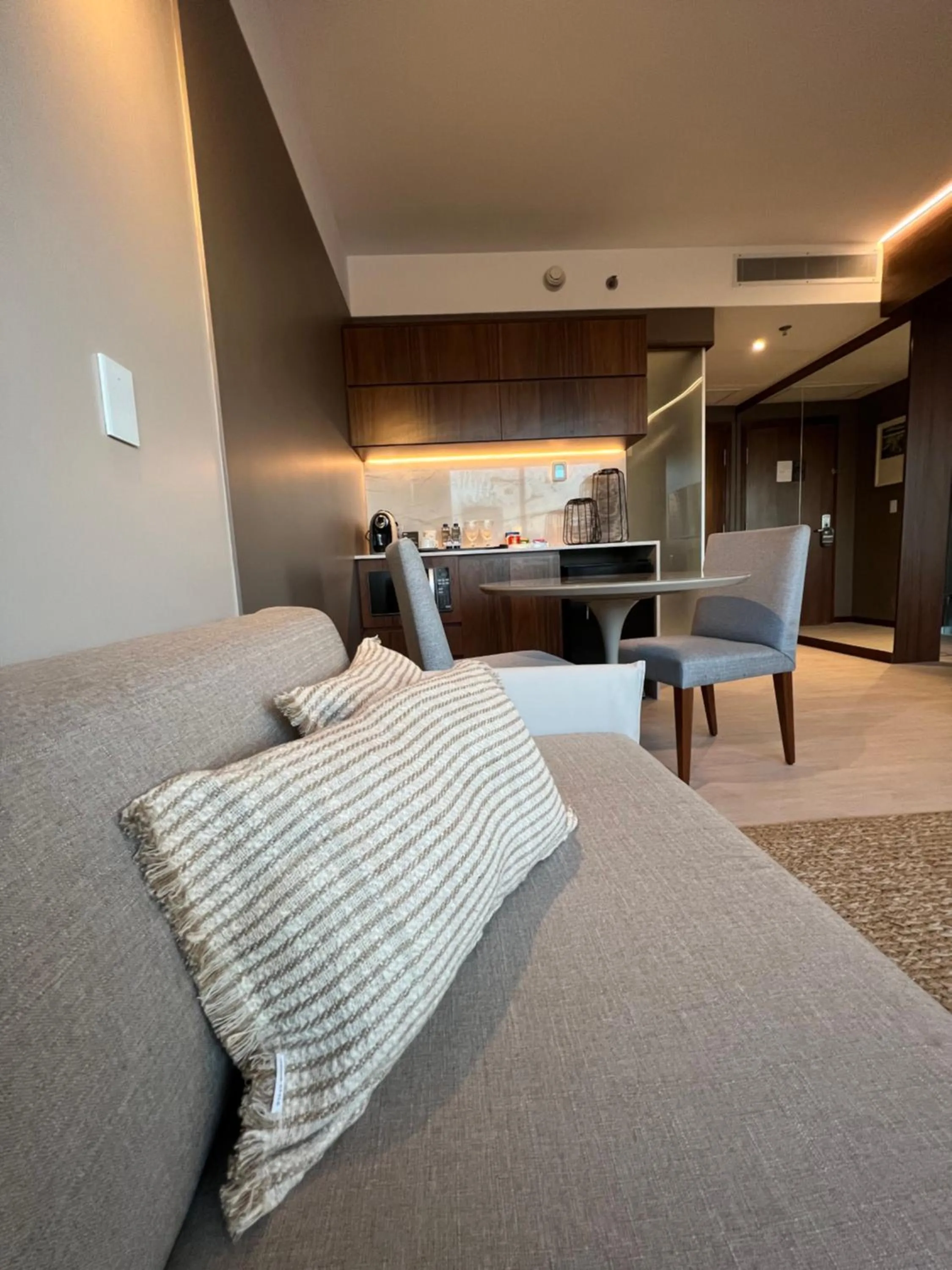 Living room in Bugan Recife Boa Viagem Hotel - by Atlantica