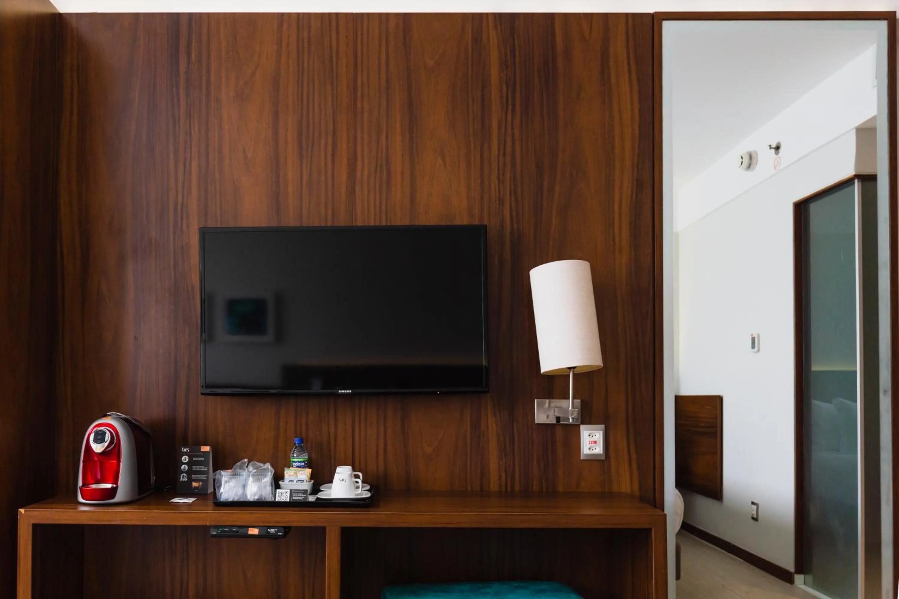 Coffee/tea facilities in Bugan Recife Boa Viagem Hotel - by Atlantica