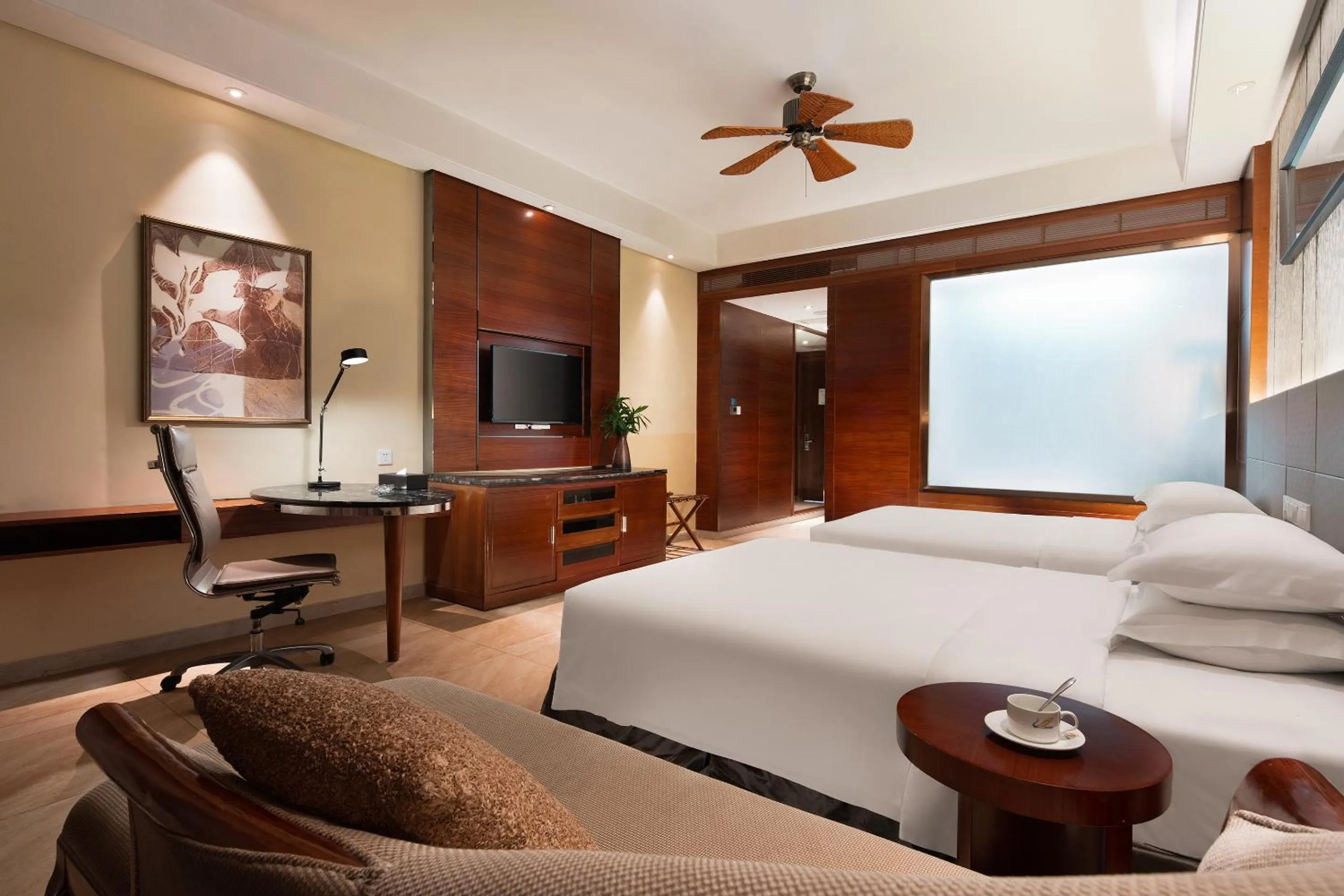 Bed in Country Garden Golden Beach Spring Hotel