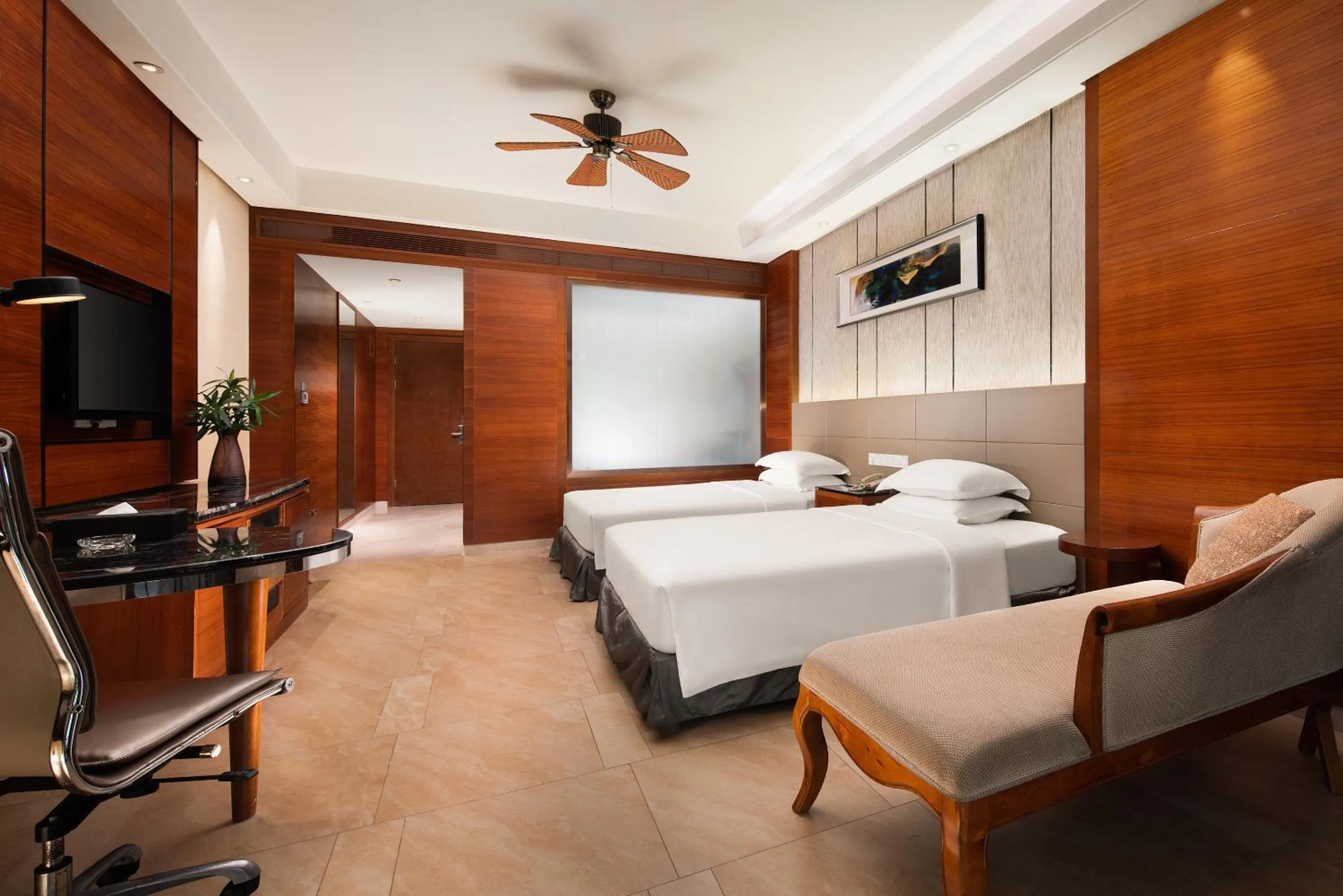 Bed in Country Garden Golden Beach Spring Hotel