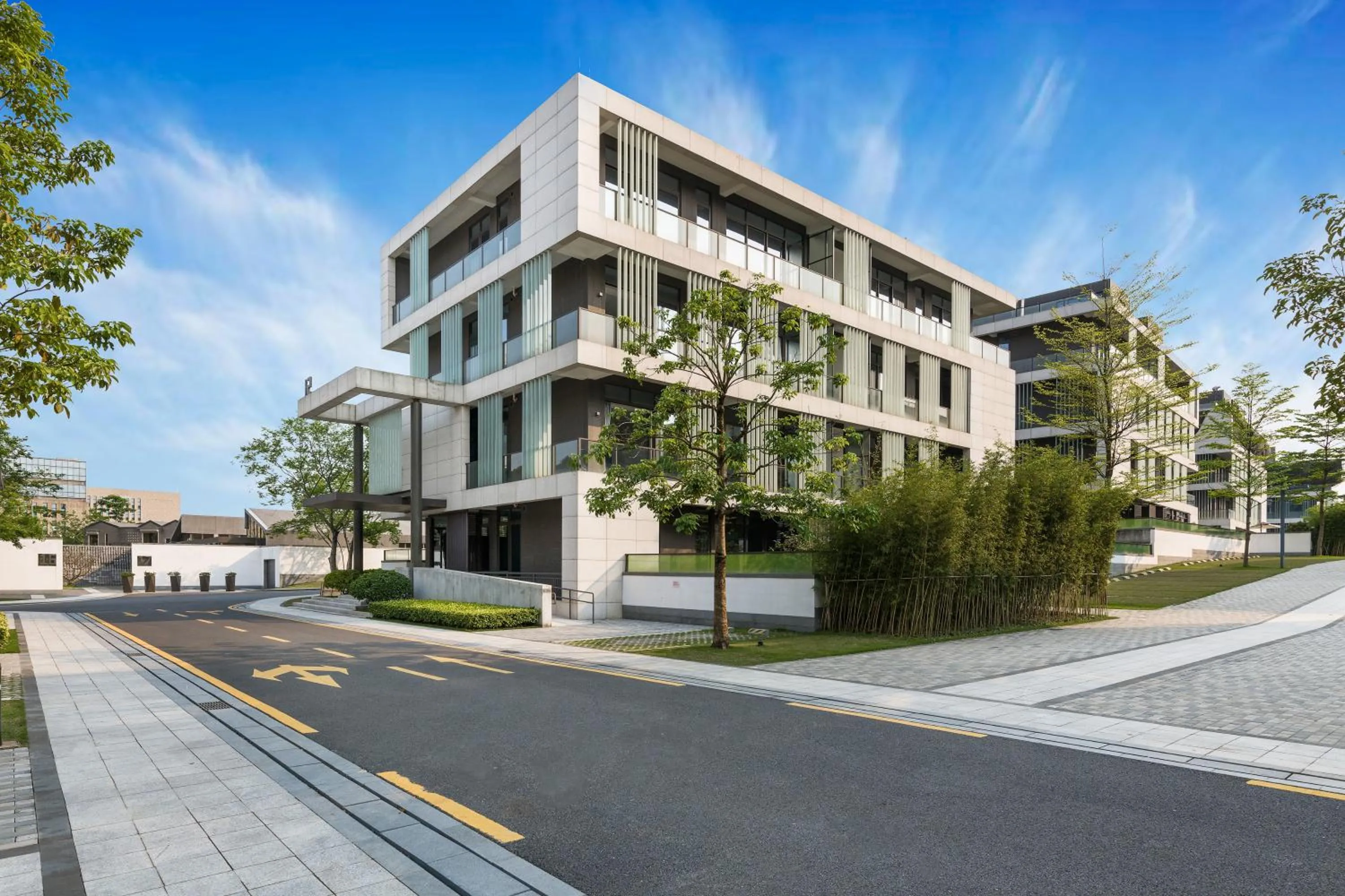 Property building in SongShan Lake PingShang Serviced Hotel