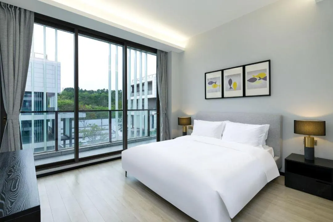 Patio, Bed in SongShan Lake PingShang Serviced Hotel