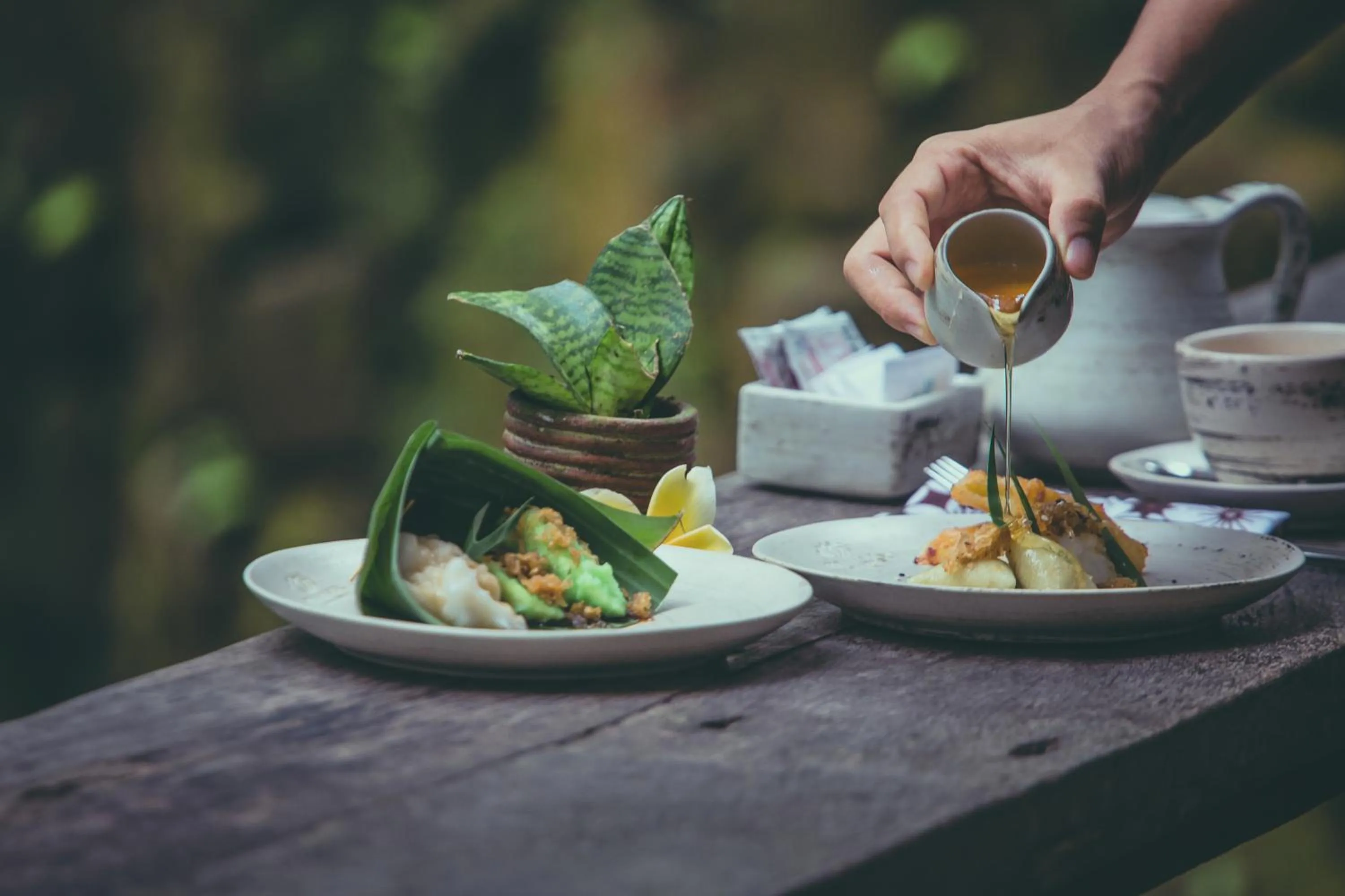 Restaurant/places to eat in Sacred Canyon Ubud by GenuineHost