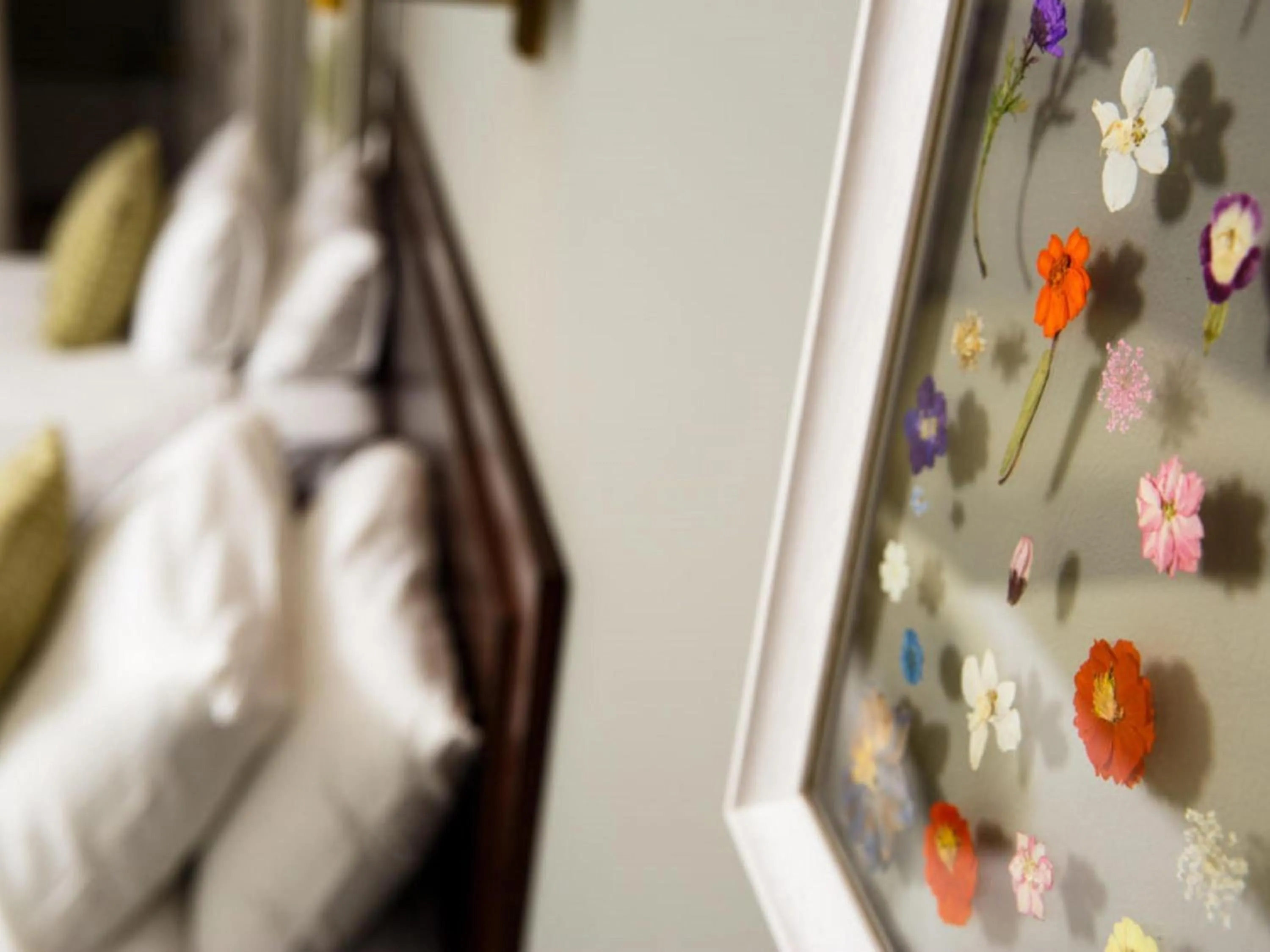 Bedroom, Bed in Mercure Gloucester Bowden Hall Hotel