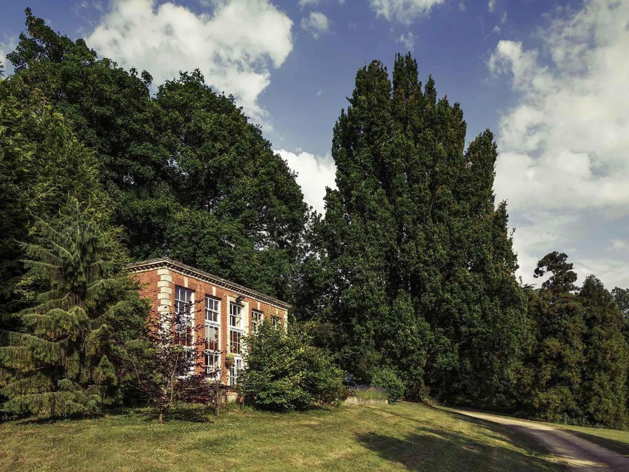 Property building in Mercure Gloucester Bowden Hall Hotel