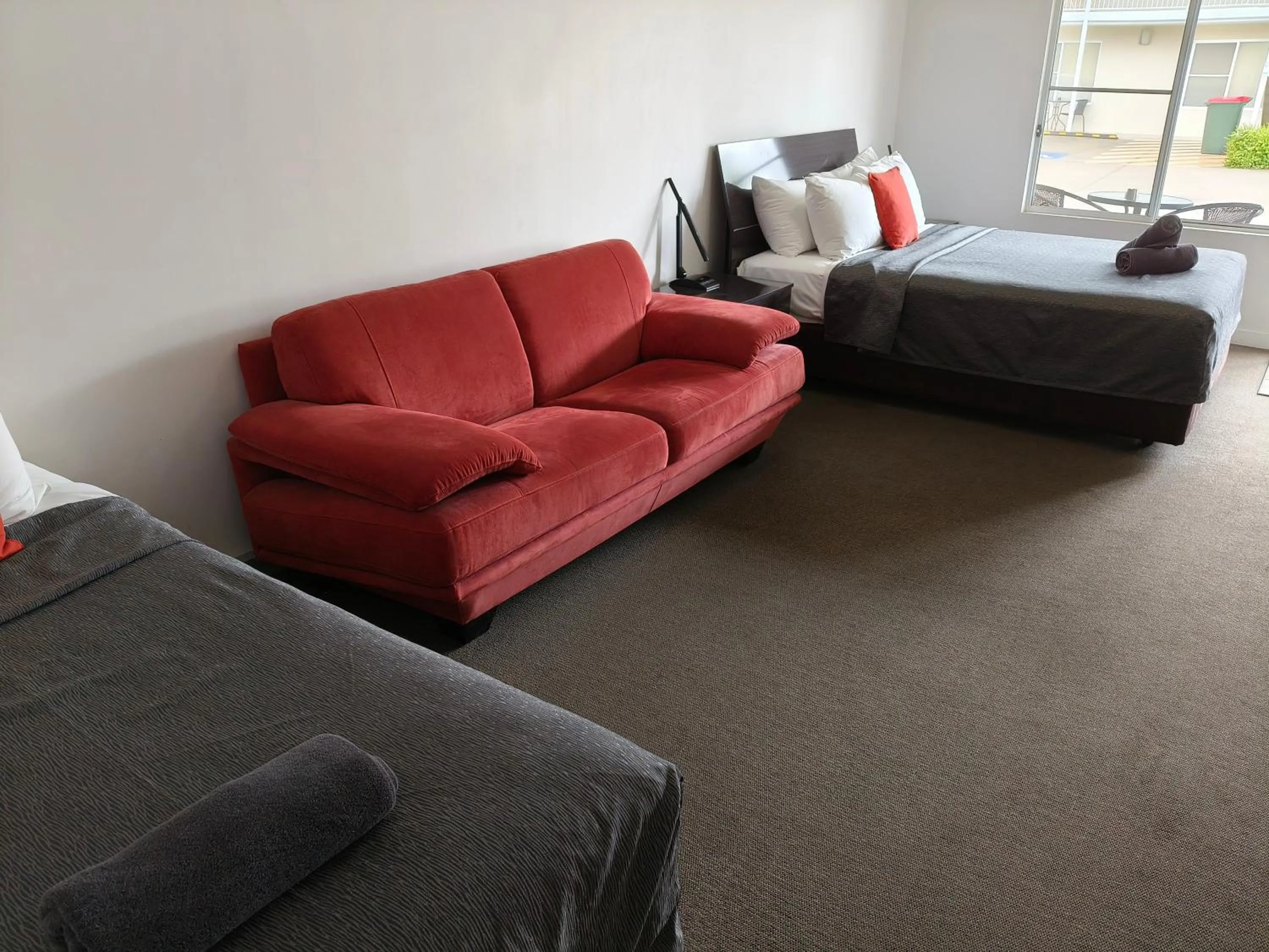 Bedroom, Bed in Gunnedah Lodge Motel