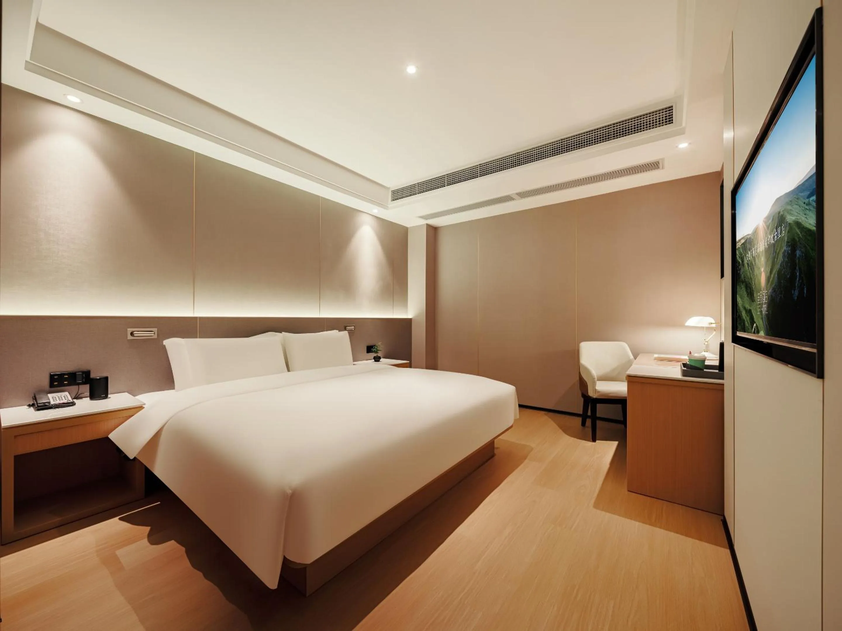 Bed in Atour X Hotel - Taikoo Li Chengdu