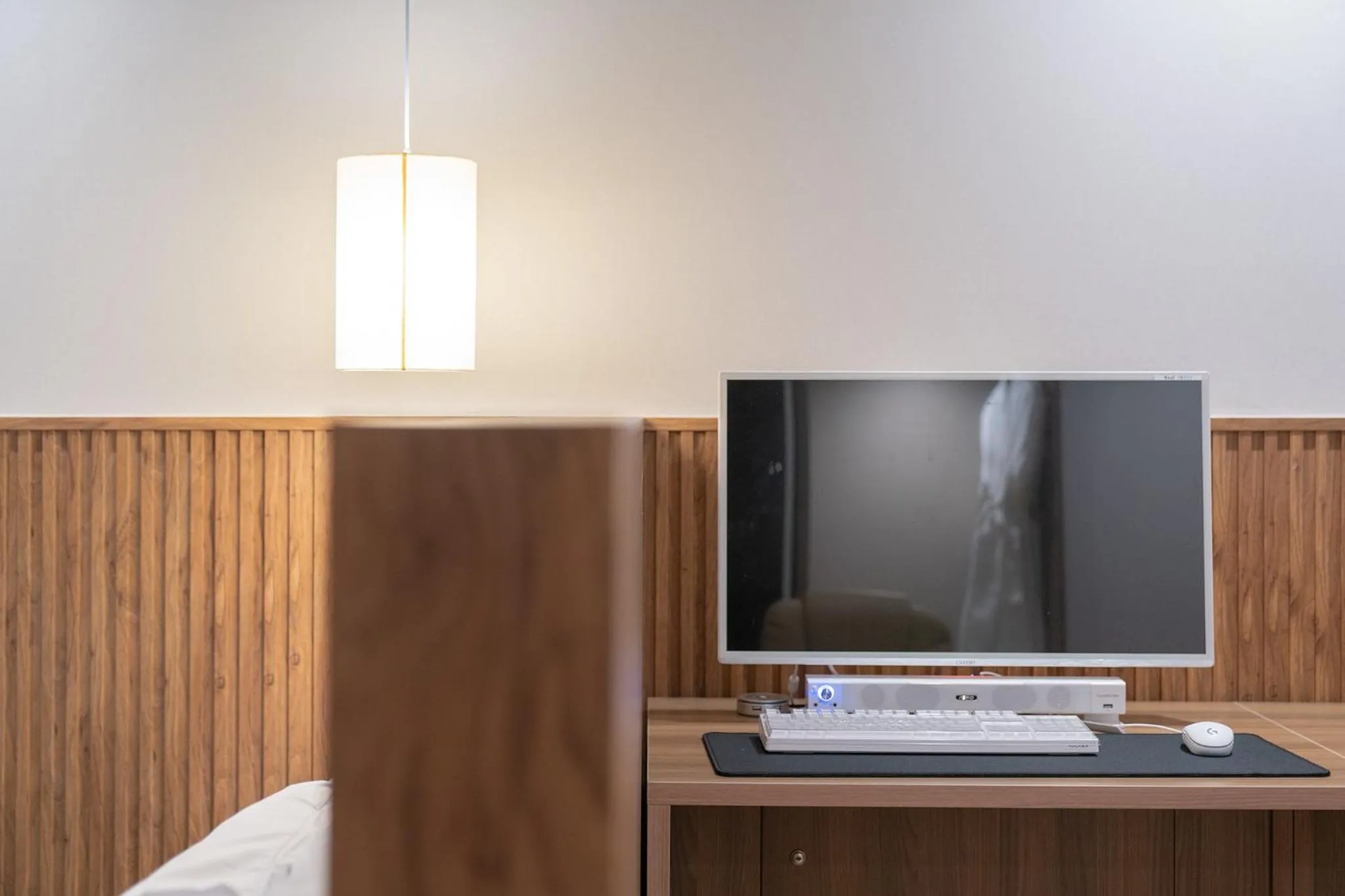 TV and multimedia, Bed in Simjak Hotel by Aank