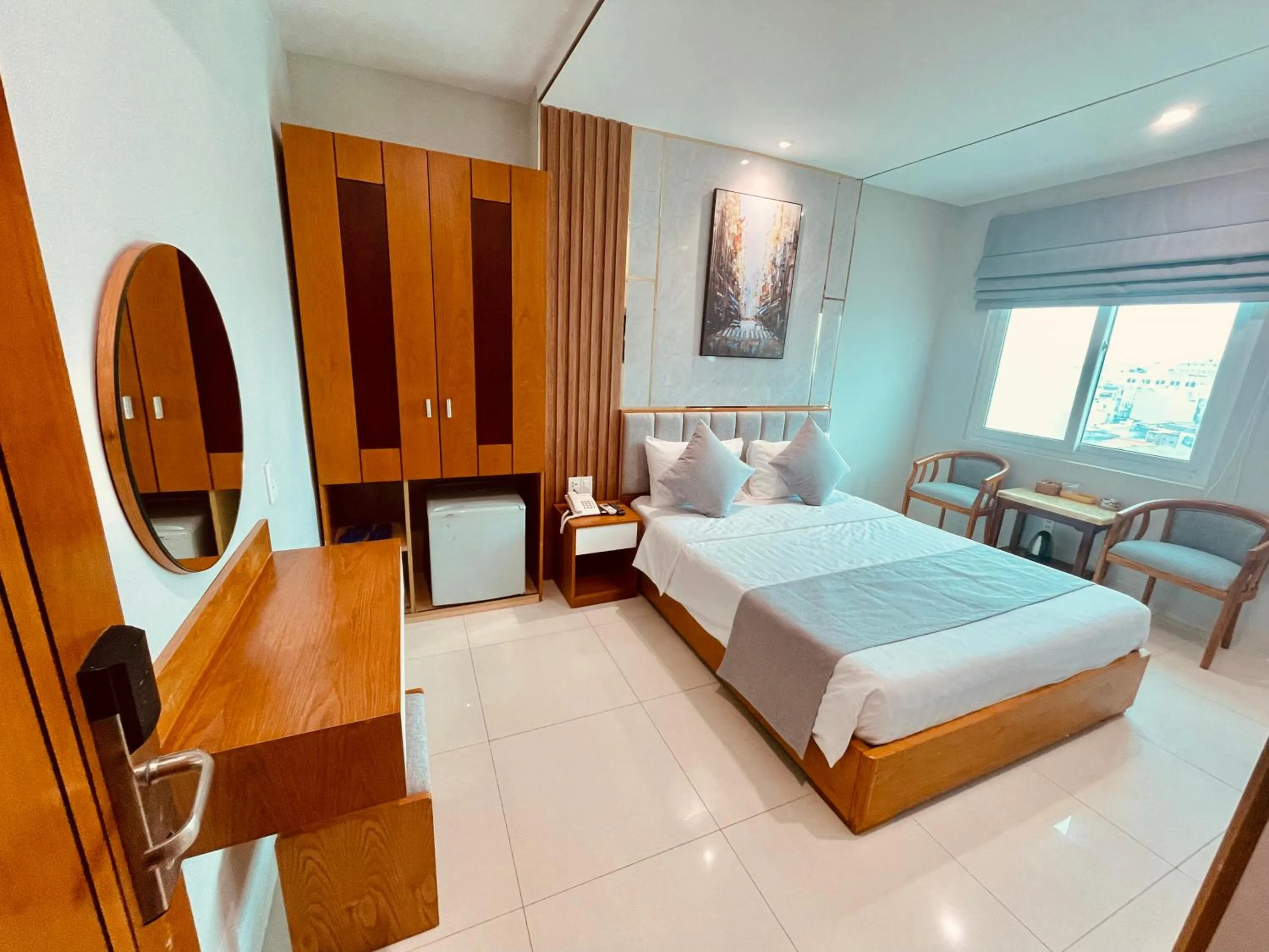 Photo of the whole room, Bed in KEN HOTEL