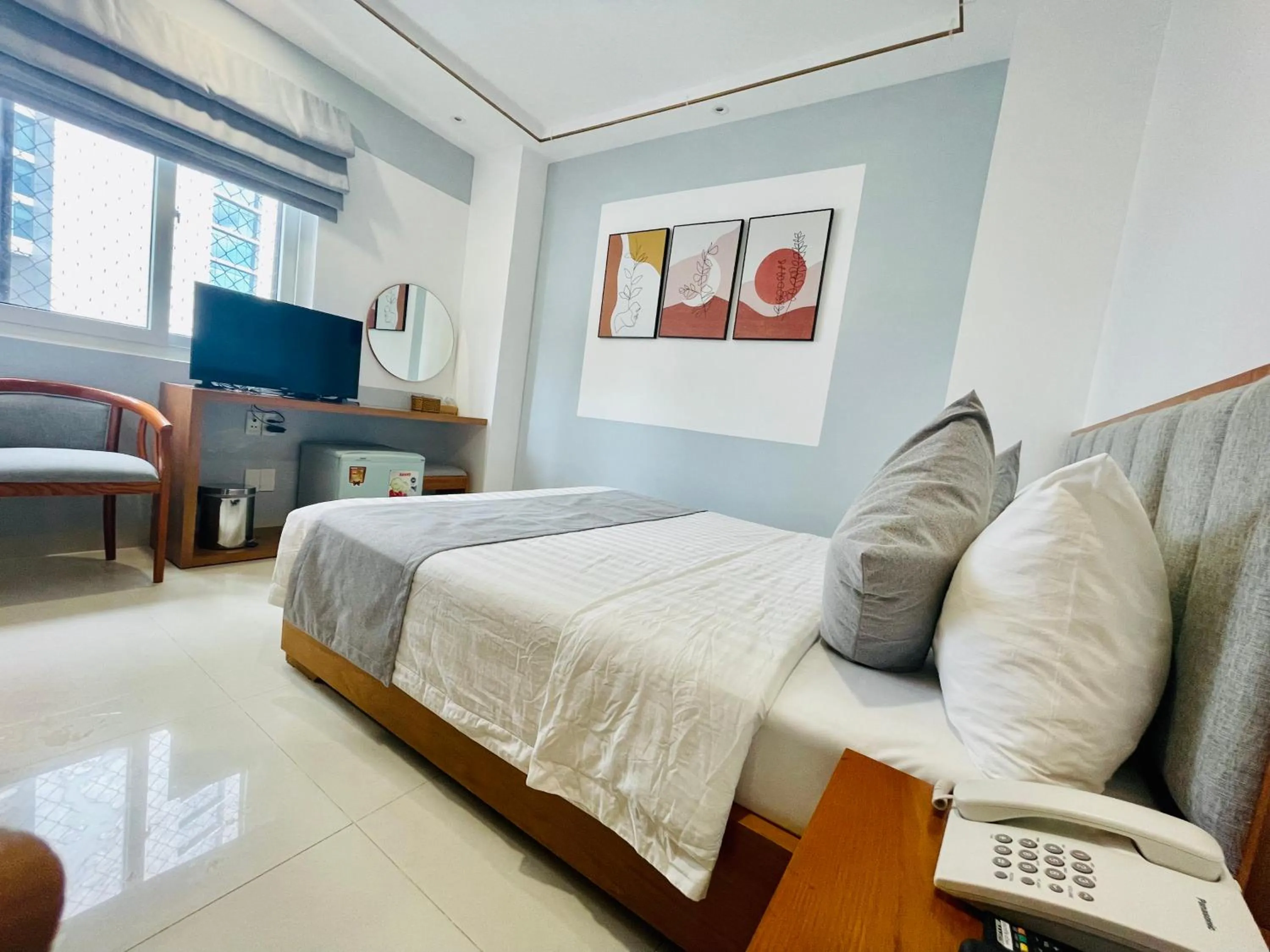 Photo of the whole room, Bed in KEN HOTEL