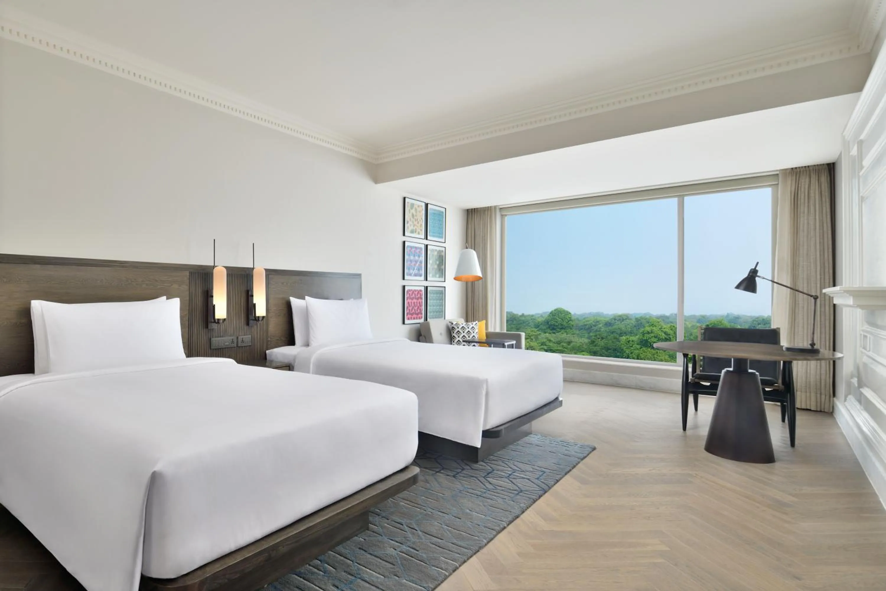 Bedroom, Bed in Le Meridien Amritsar