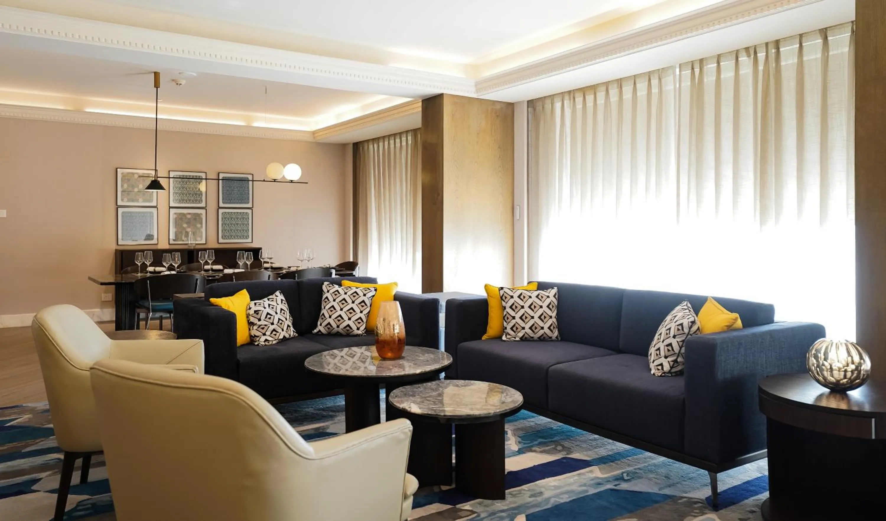 Living room in Le Meridien Amritsar