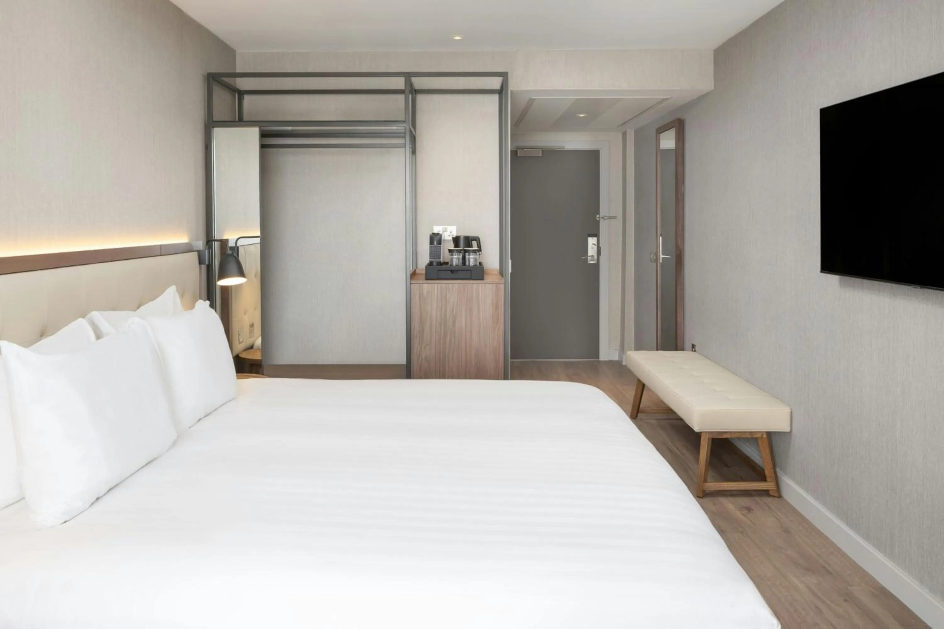 Photo of the whole room, Bed in AC Hotel by Marriott Glasgow