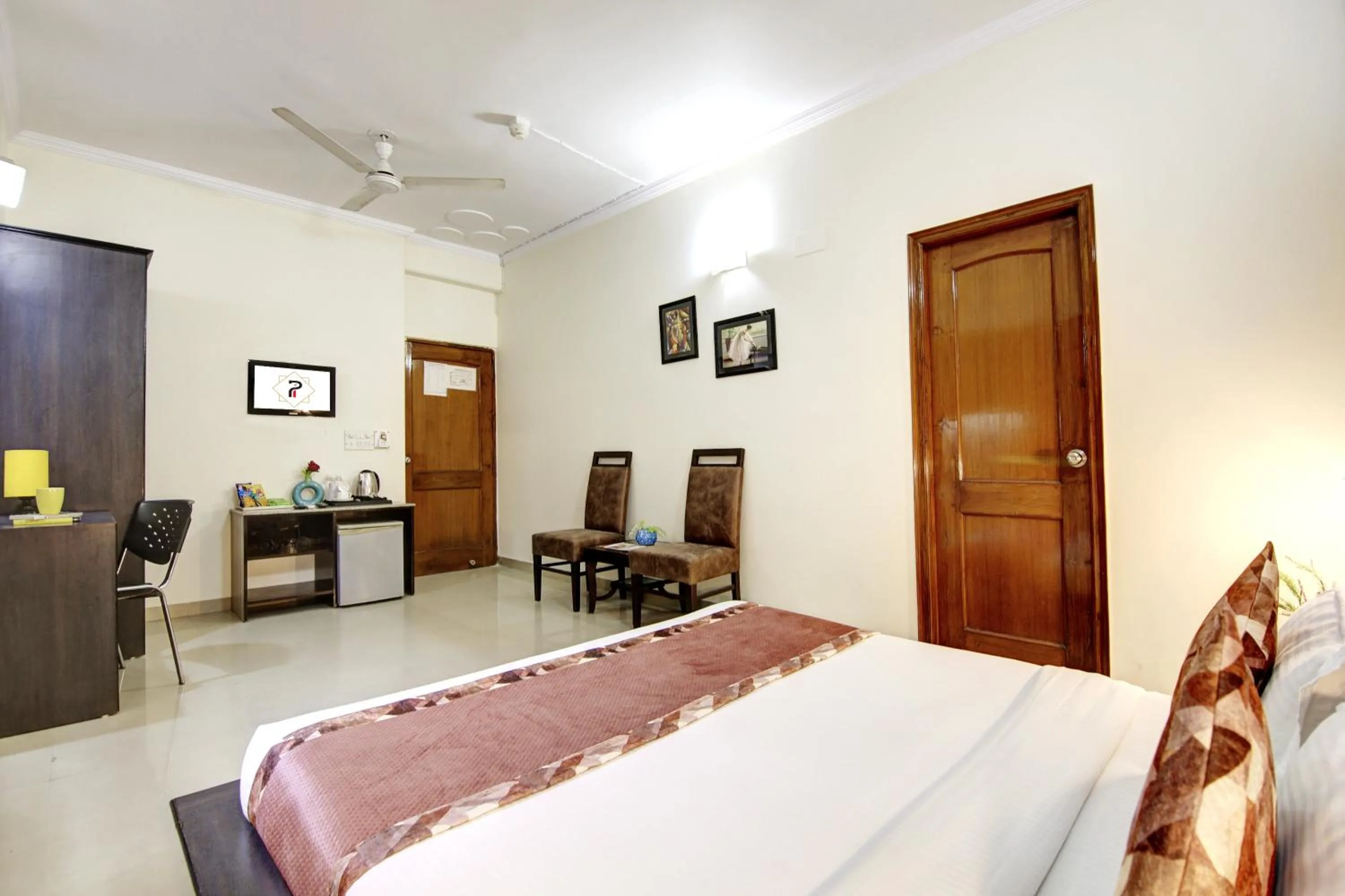 Bed in Persona International Hotel Karol Bagh Delhi