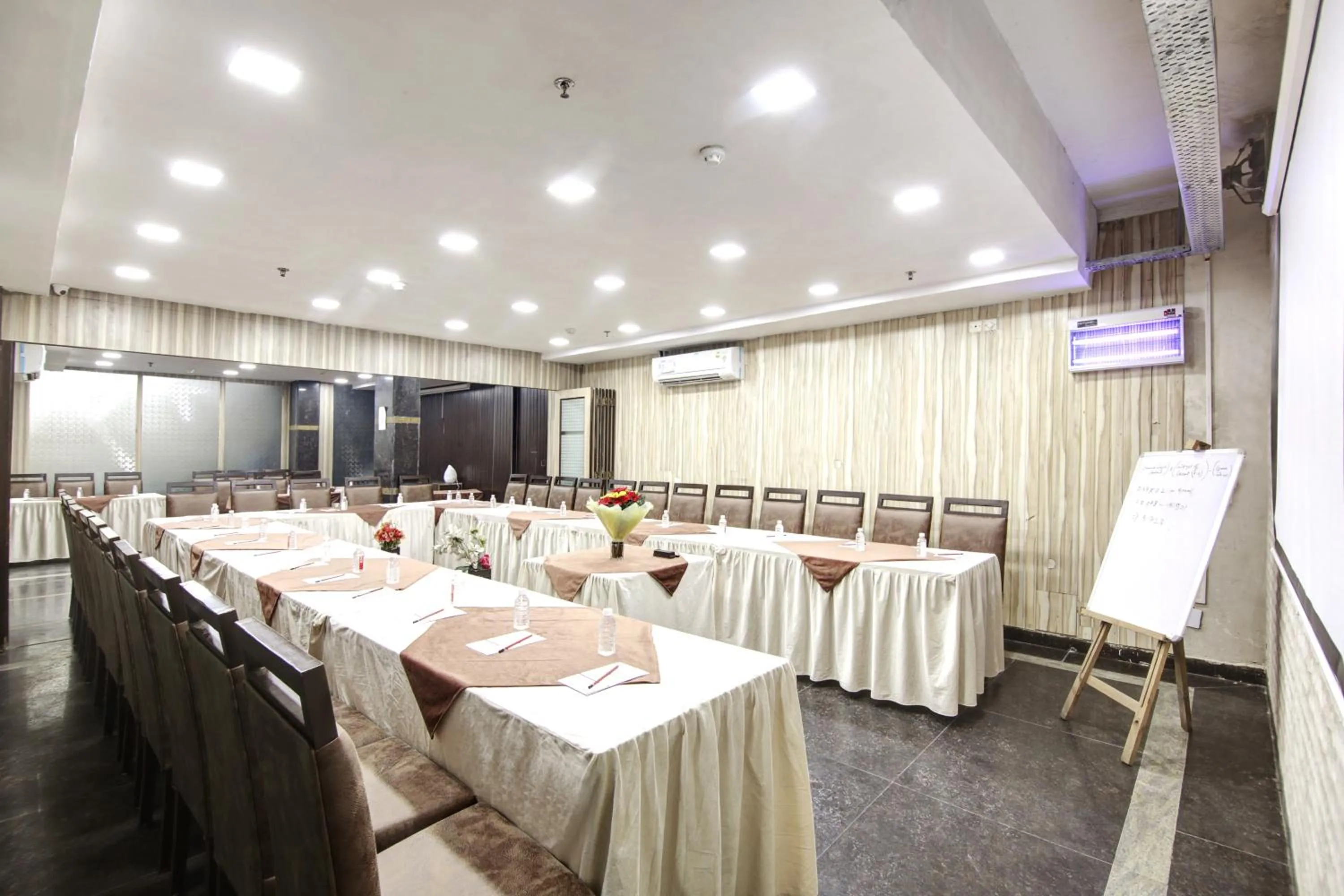 Meeting/conference room in Persona International Hotel Karol Bagh Delhi