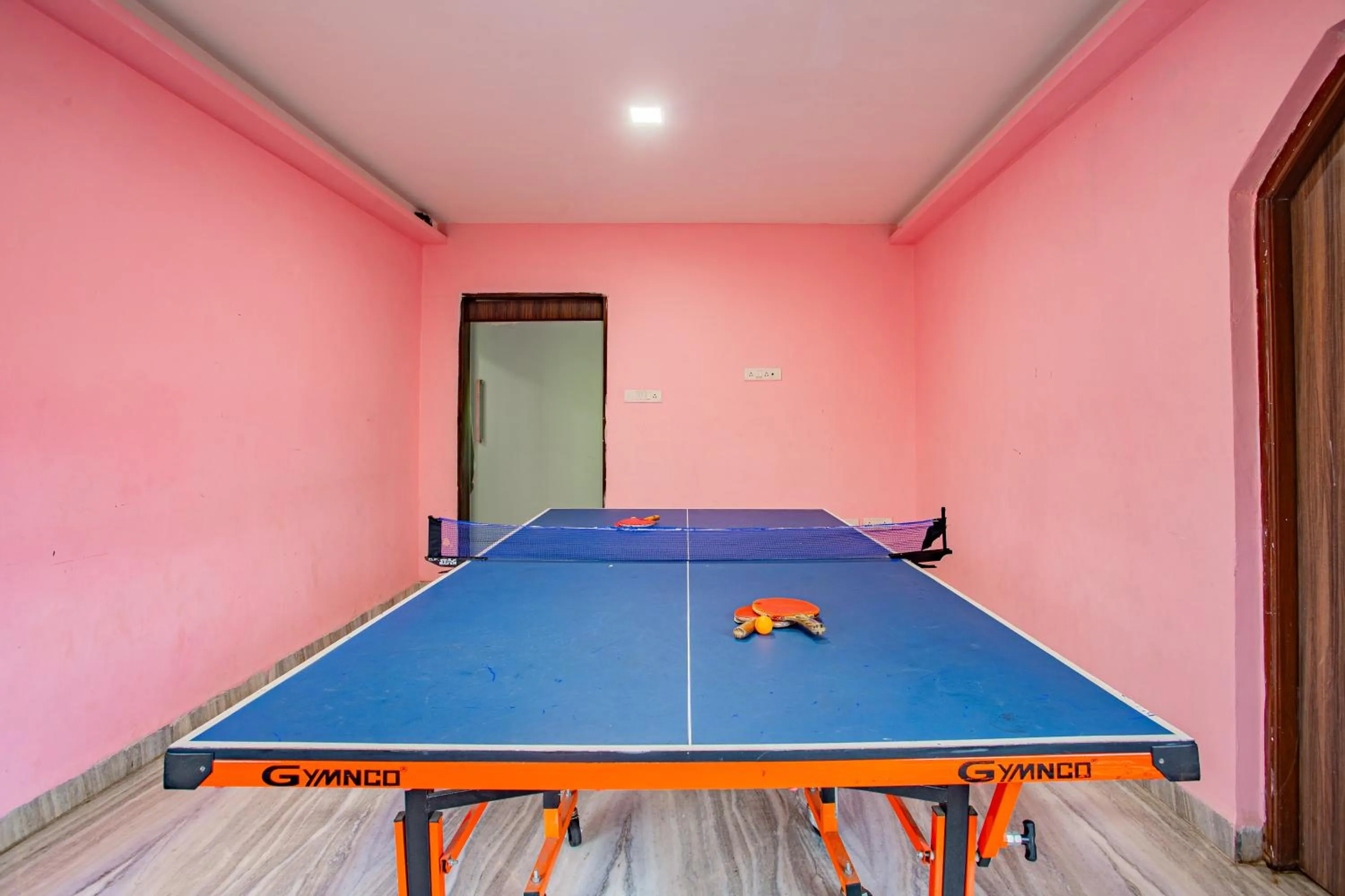 Game Room in Hilltop suites by 29 bungalow